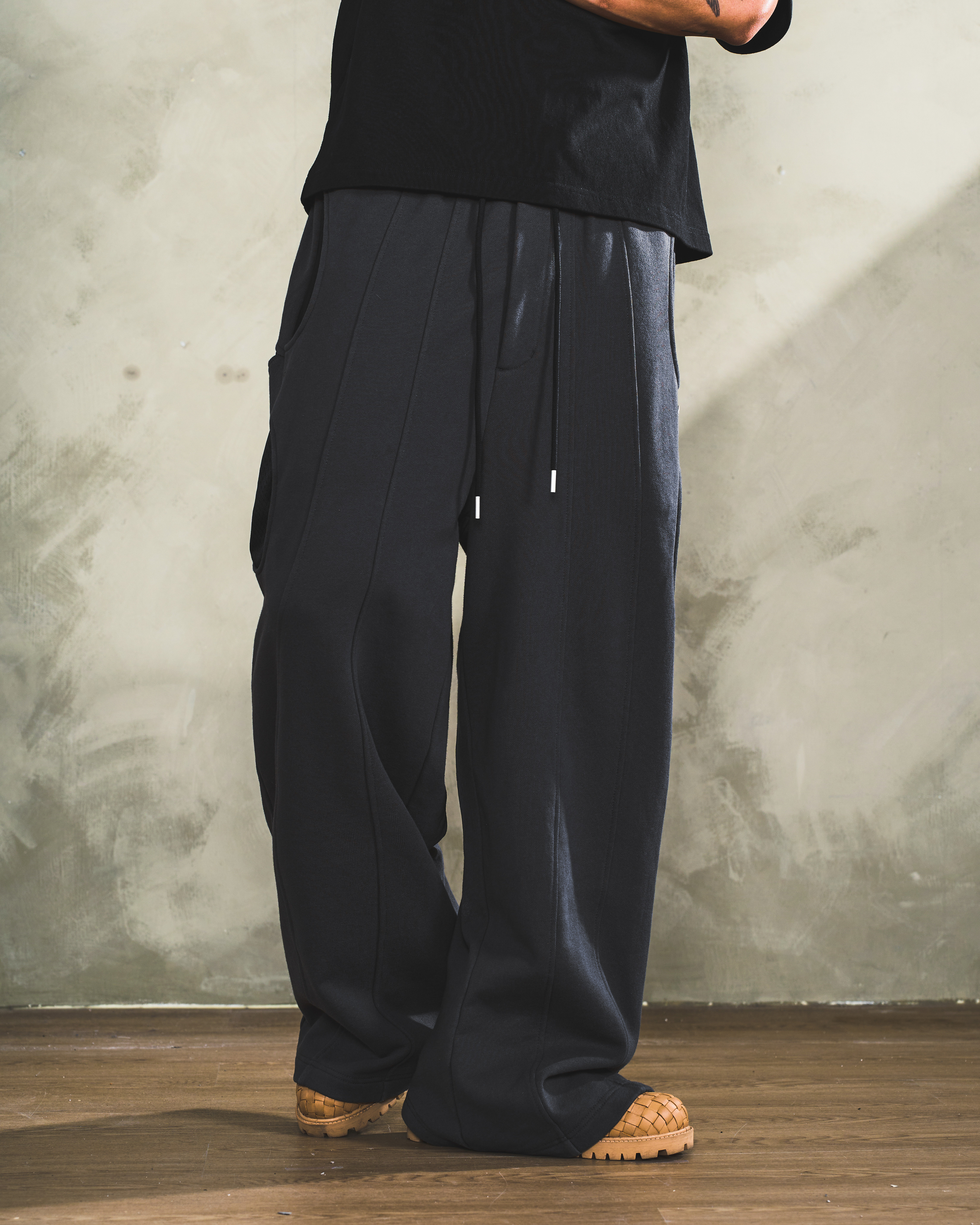 NEBULA SWEATPANTS - DARK GREY