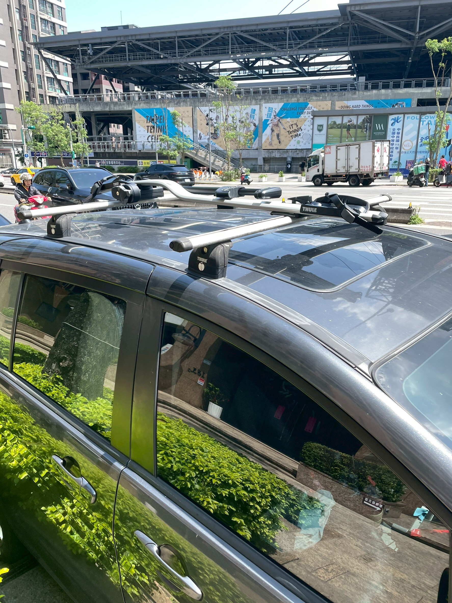 MAZDA  5 -馬五 -THULE 598 單車架 實車安裝-unrv.台灣專業安裝