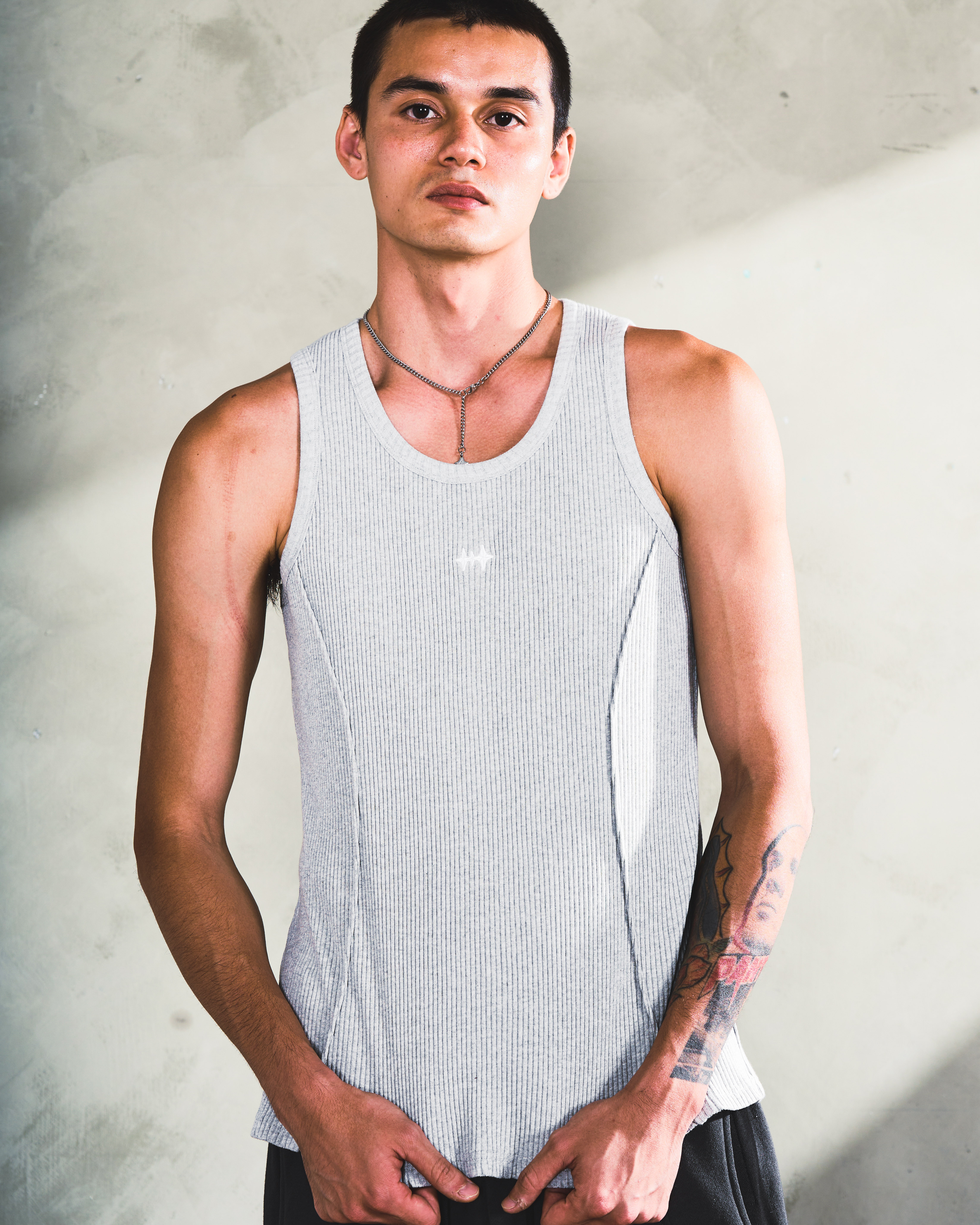 ARC TANK TOP - ASH GREY