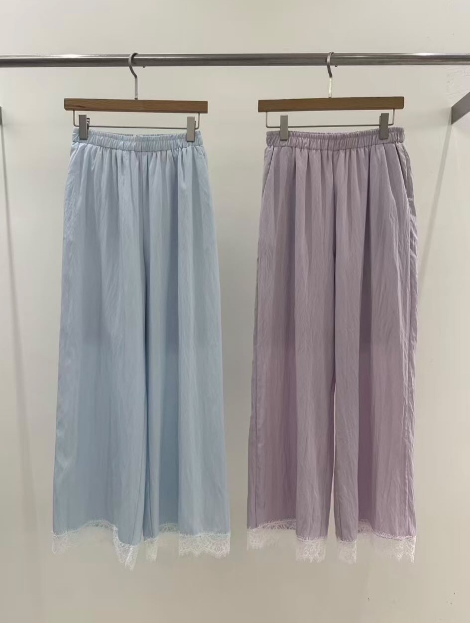 RR02   Lace褲  腰 24-38    HIP 41  長39    $599 (一口價)