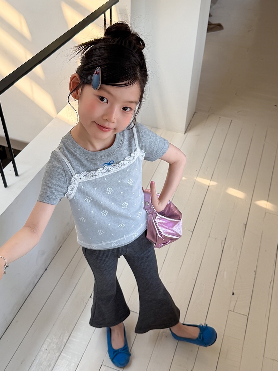 小白花罩衫