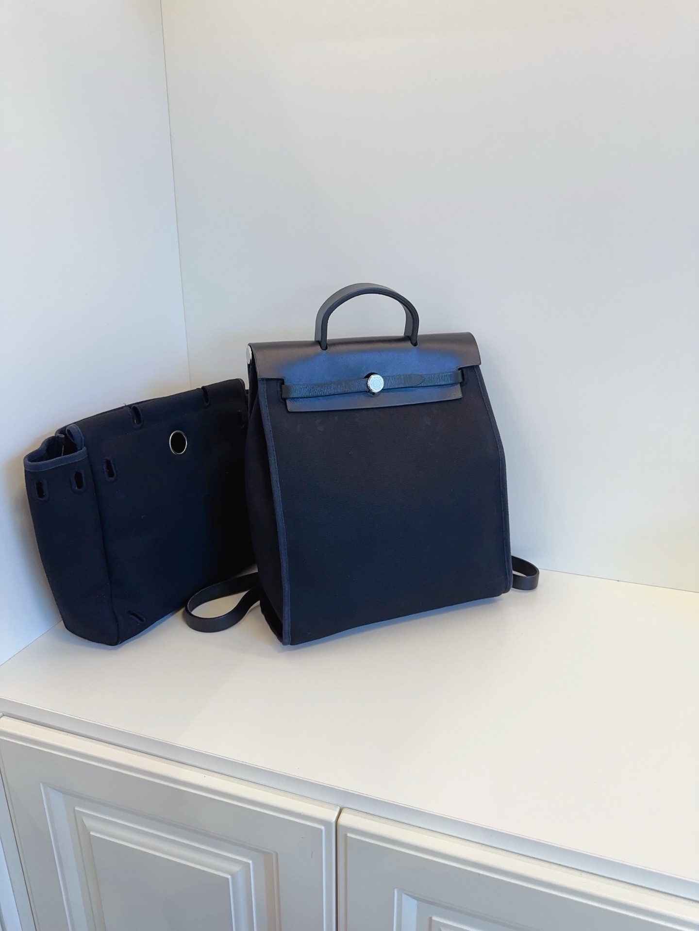 【97新】Hermes 中古herbag 全黑银扣帆布拼皮双肩包