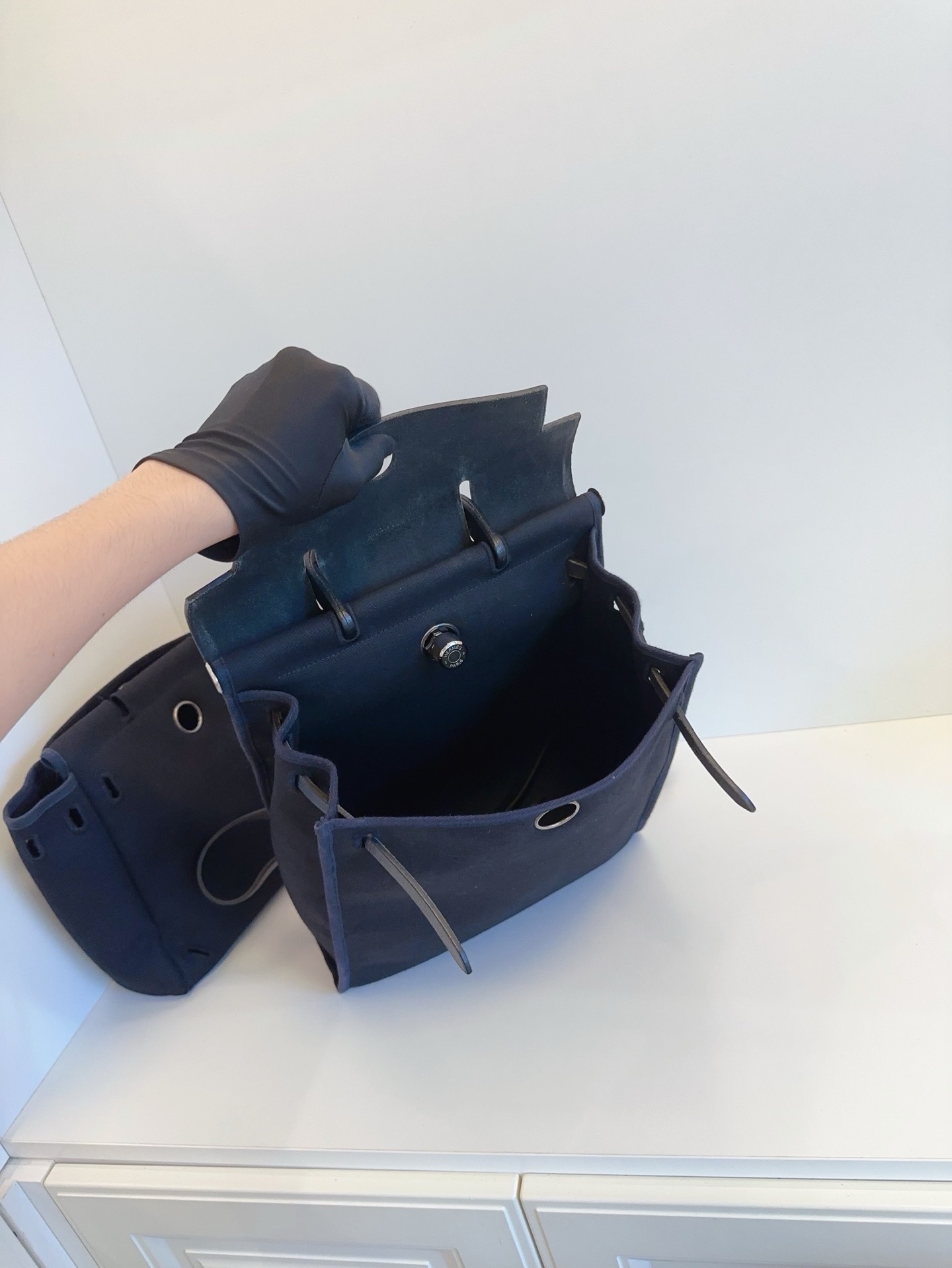 【97新】Hermes 中古herbag 全黑银扣帆布拼皮双肩包