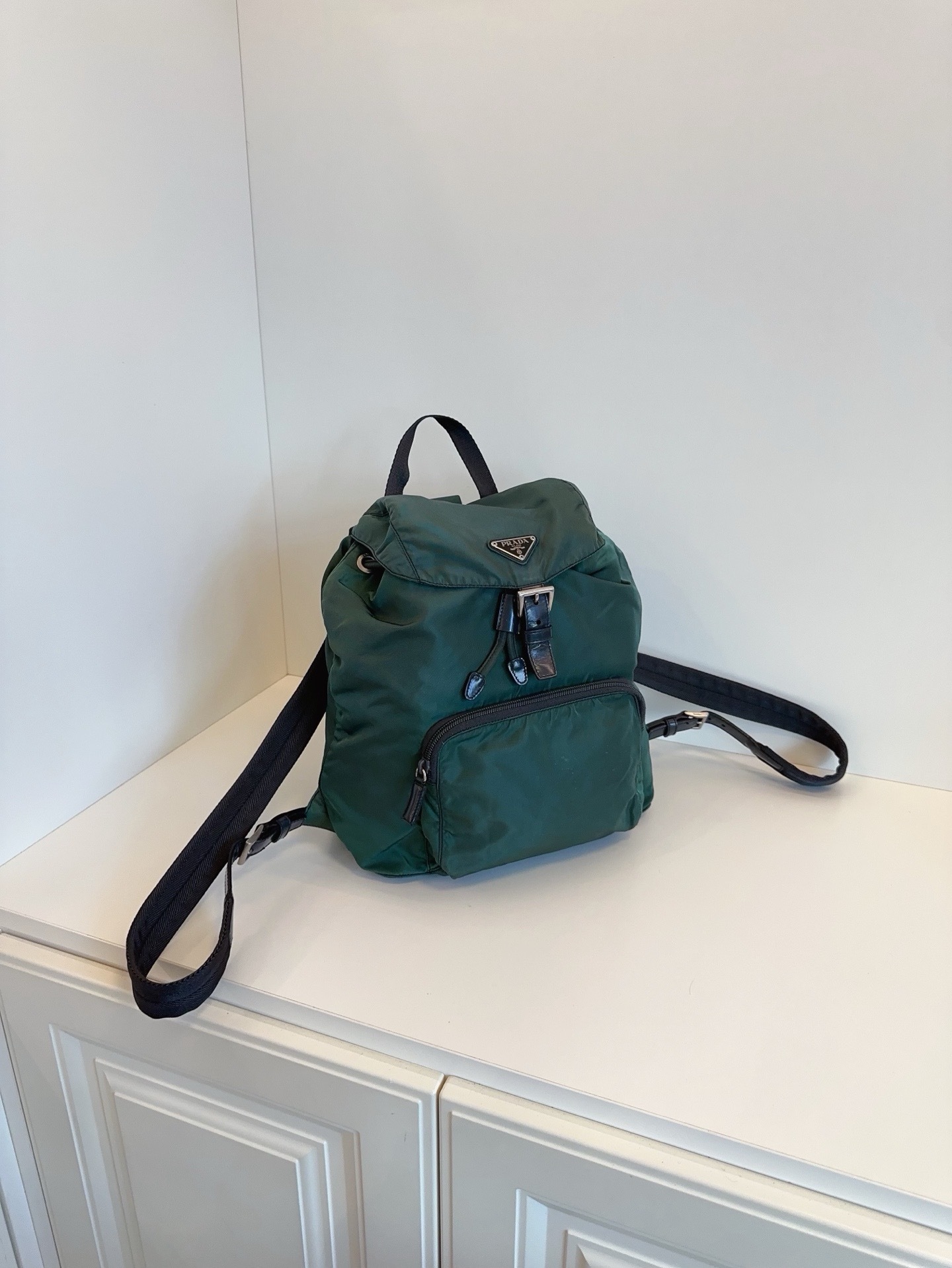 【97·98新】Prada 綠色降落傘帆布雙肩包