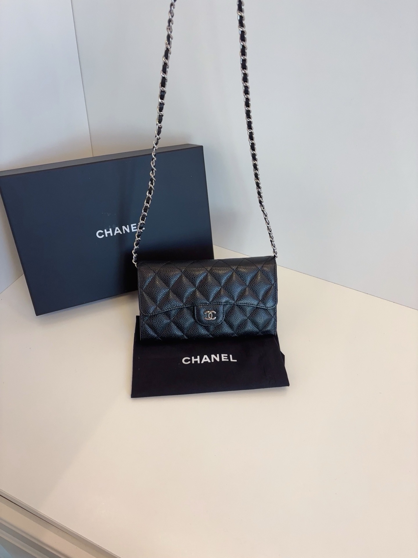 【99新】Chanel 黑銀魚子醬經典CF長錢包