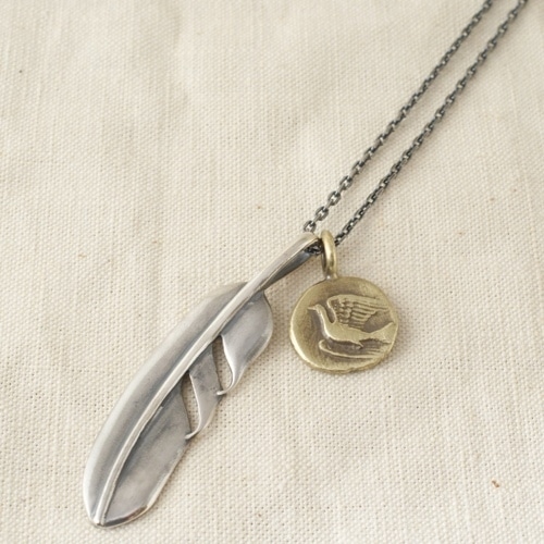 Atease - FEATHER COIN NECKLACE [AN-FZ-33A]