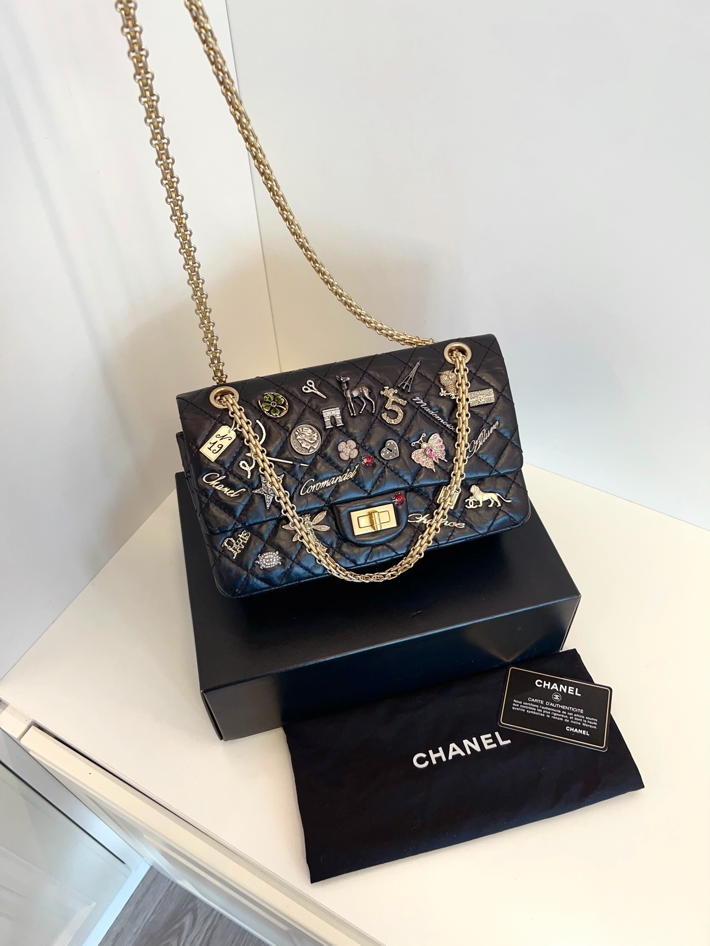 【閒置】Chanel 黑金做舊金屬 2.55 CF小號