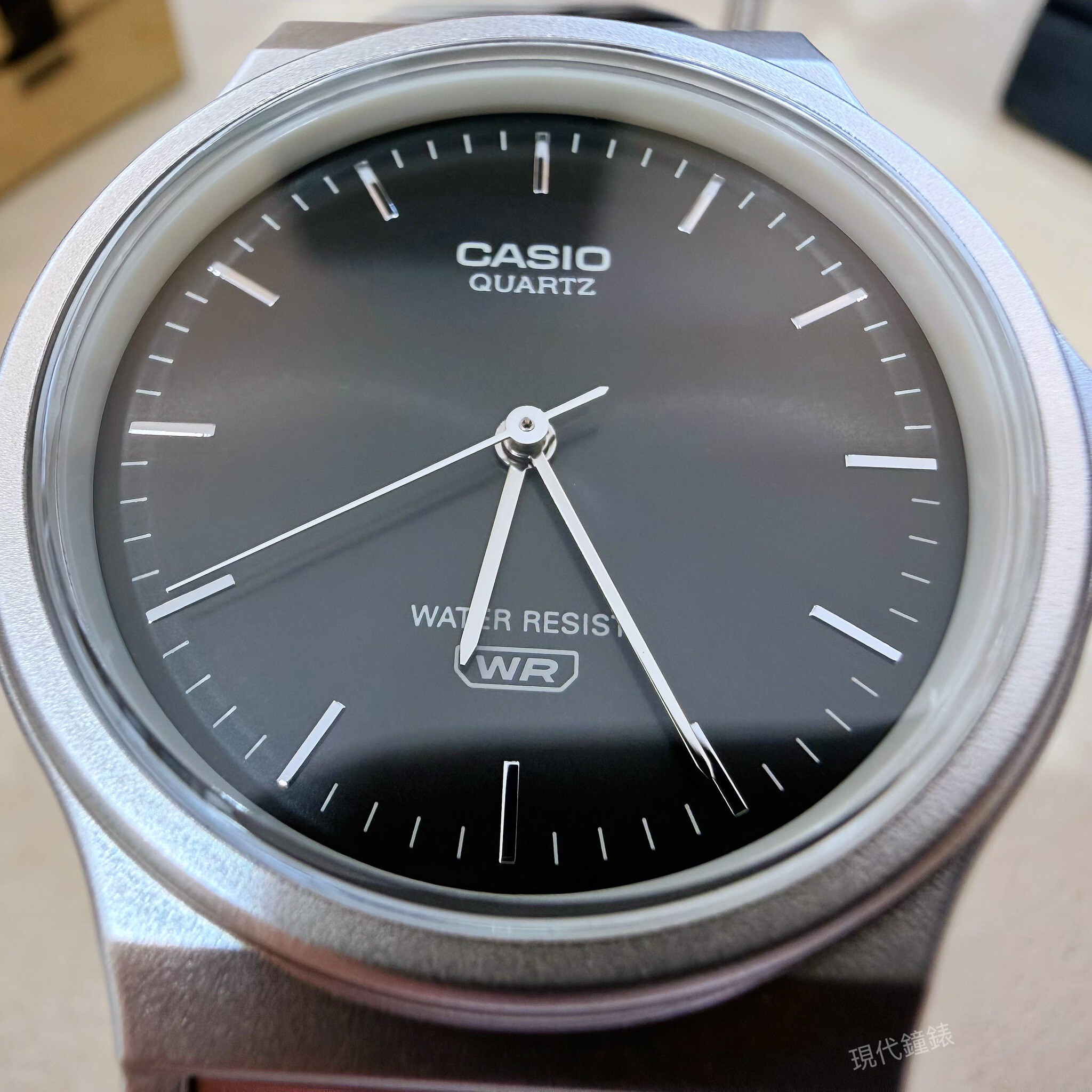 【CASIO】MQ-24DA-1A 34.9mm Modern Watch