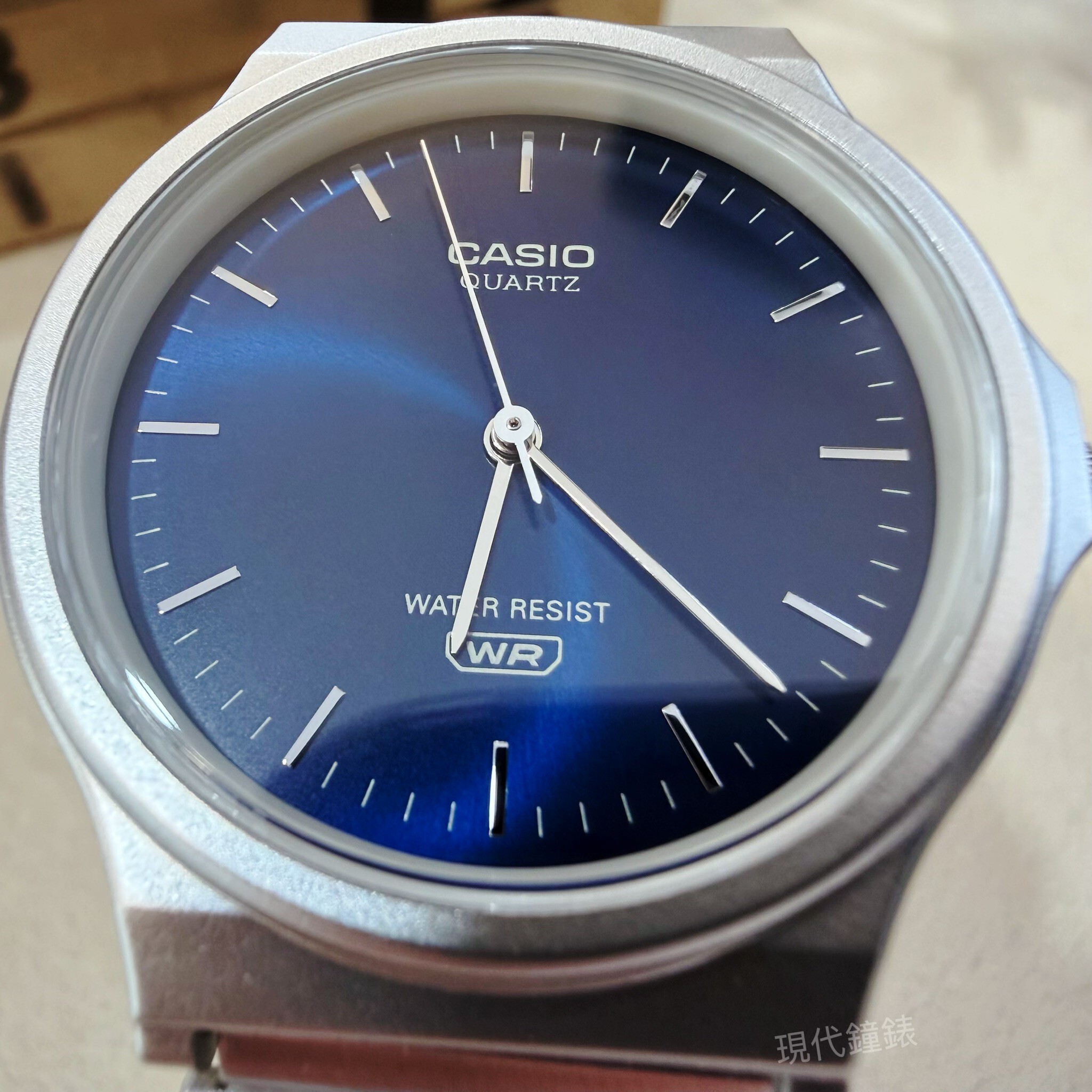 【CASIO】MQ-24DA-2A 34.9mm Modern Watch