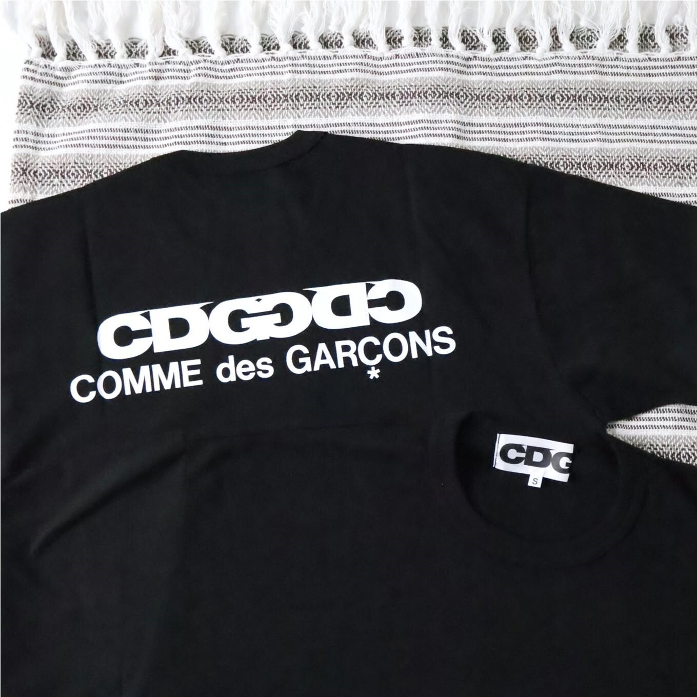 2026SS COMME des GARCONS CDG CLASSIC T-SHIRT9 CDGGDC LOGO T-SHIRT 左胸字體 正反 雙字體 川久保玲 短T 現貨 SZ-T072