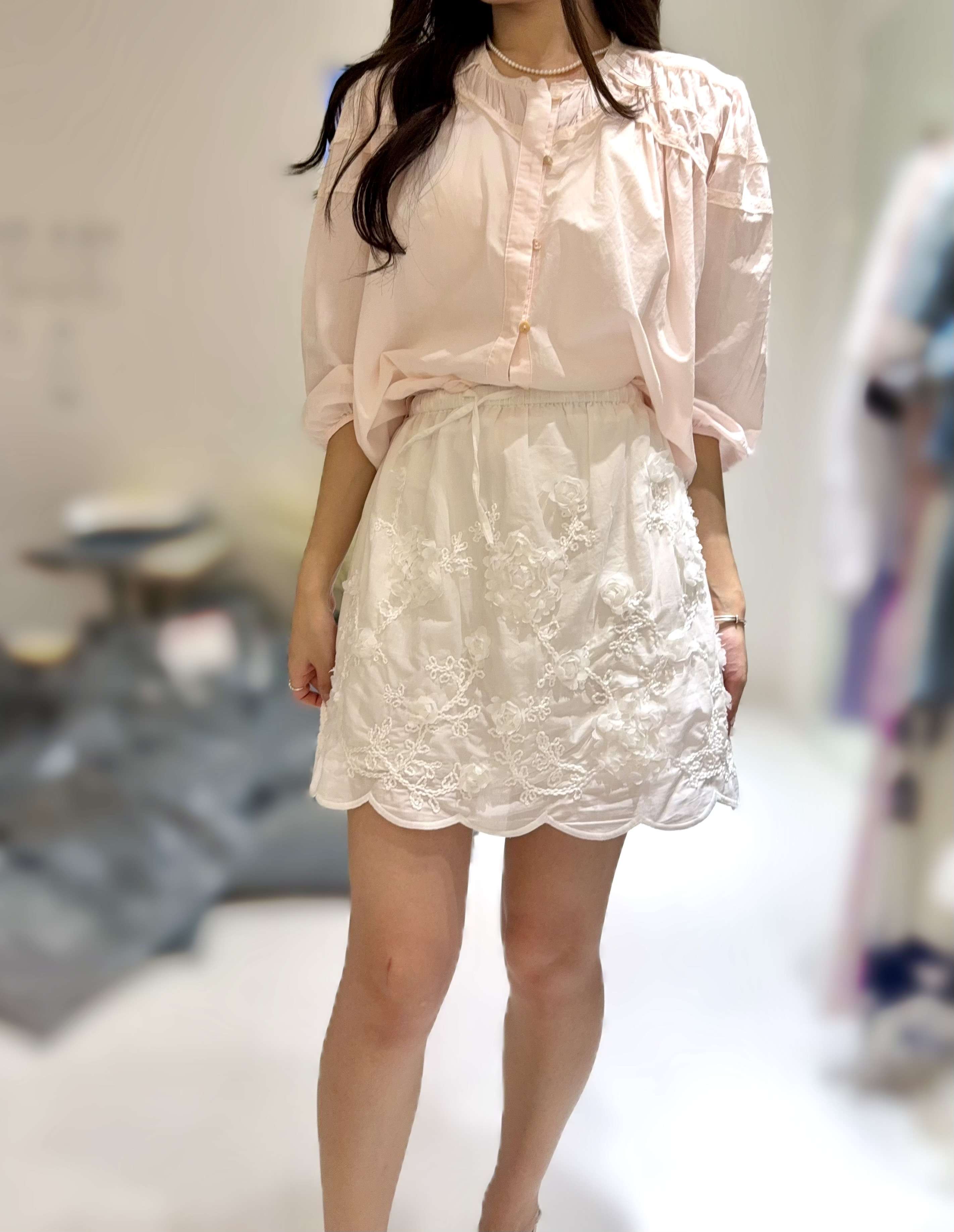 FC66   LACE 裙  腰25-38 HIP49 長 16.5 $539 (一口價)