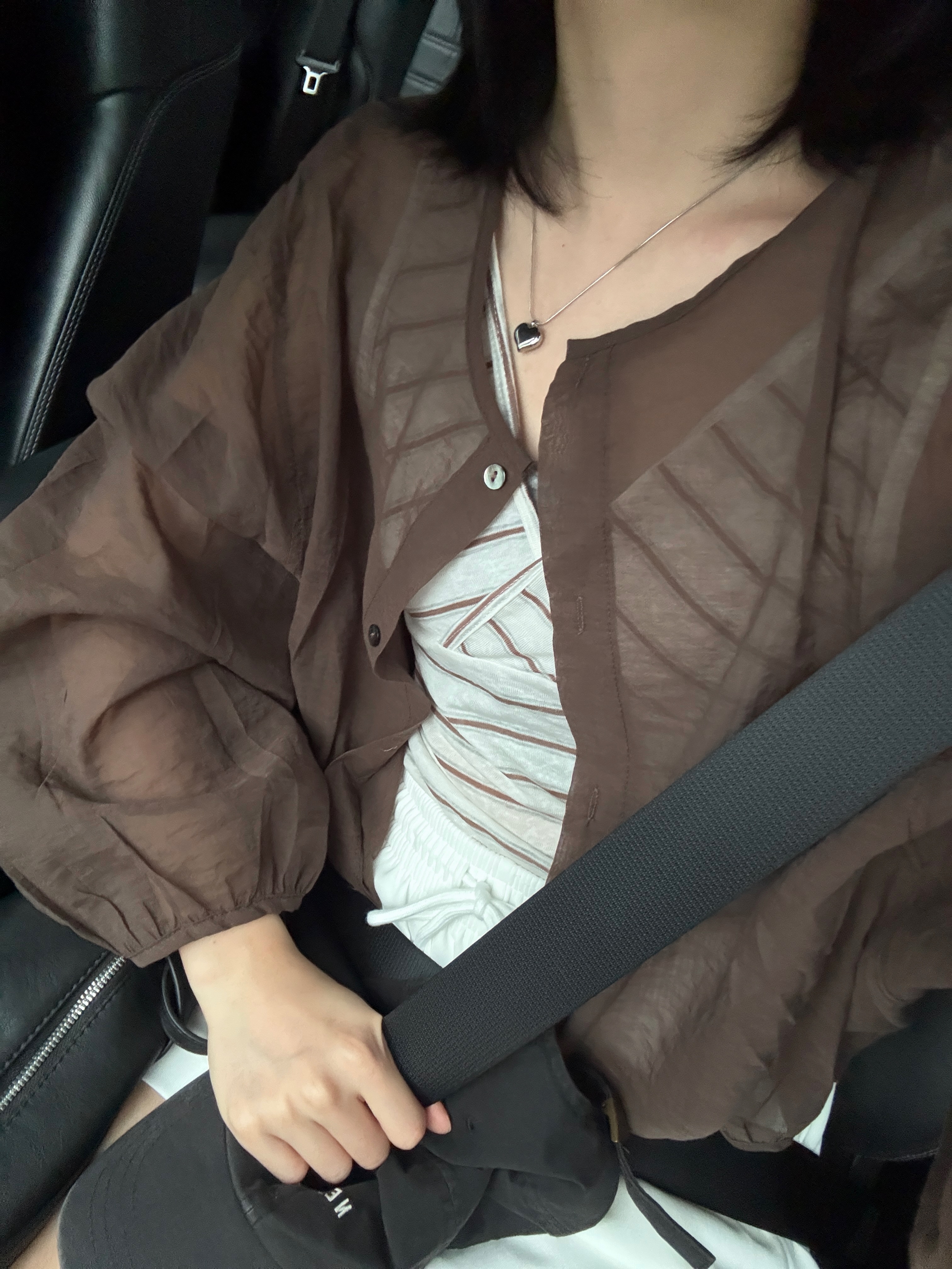 1+1超值雙面領條紋兩件式上衣 (咖)