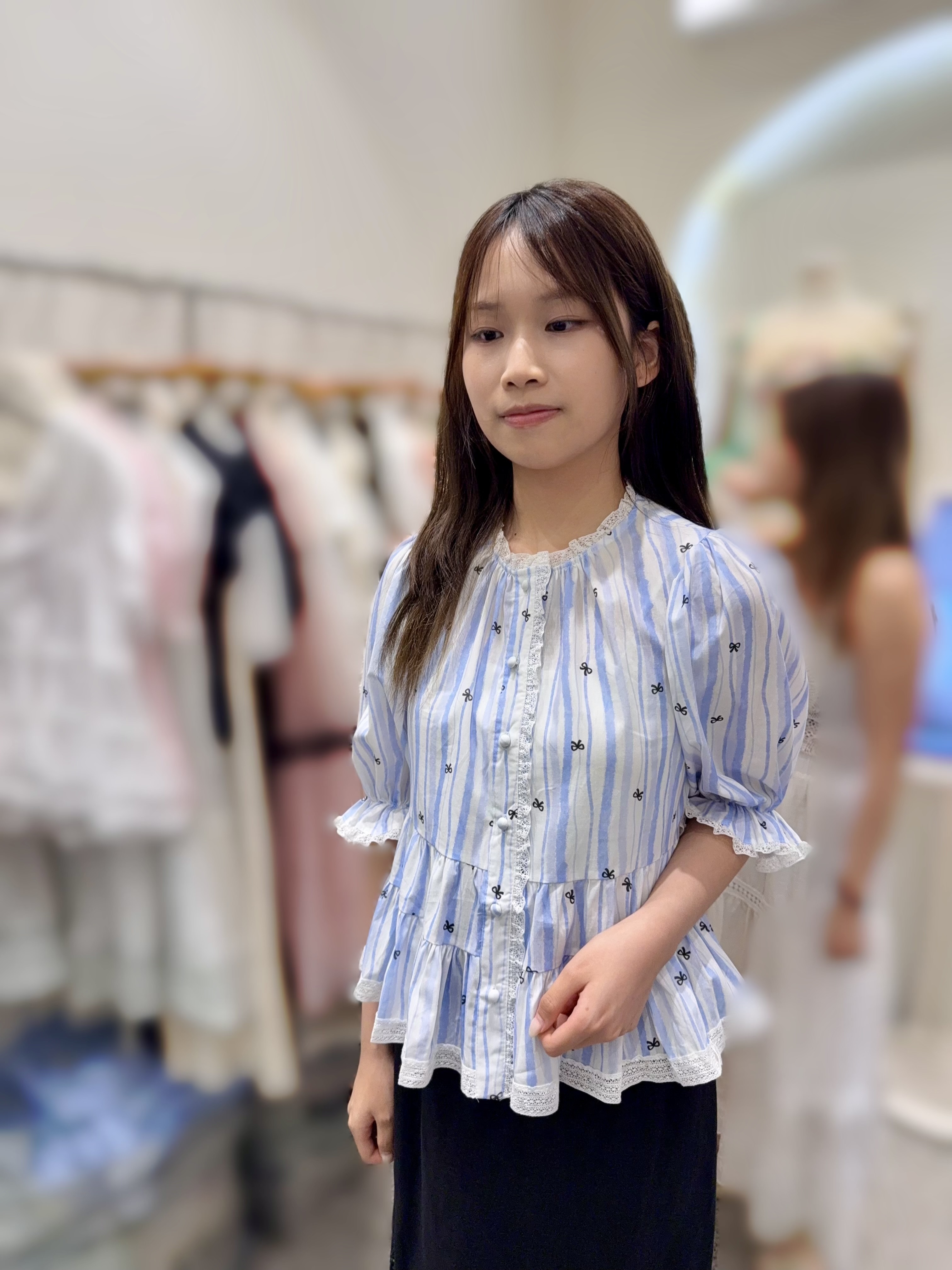 AW04   粗間蝴蝶結  胸36   長19.5 $599 (一口價)