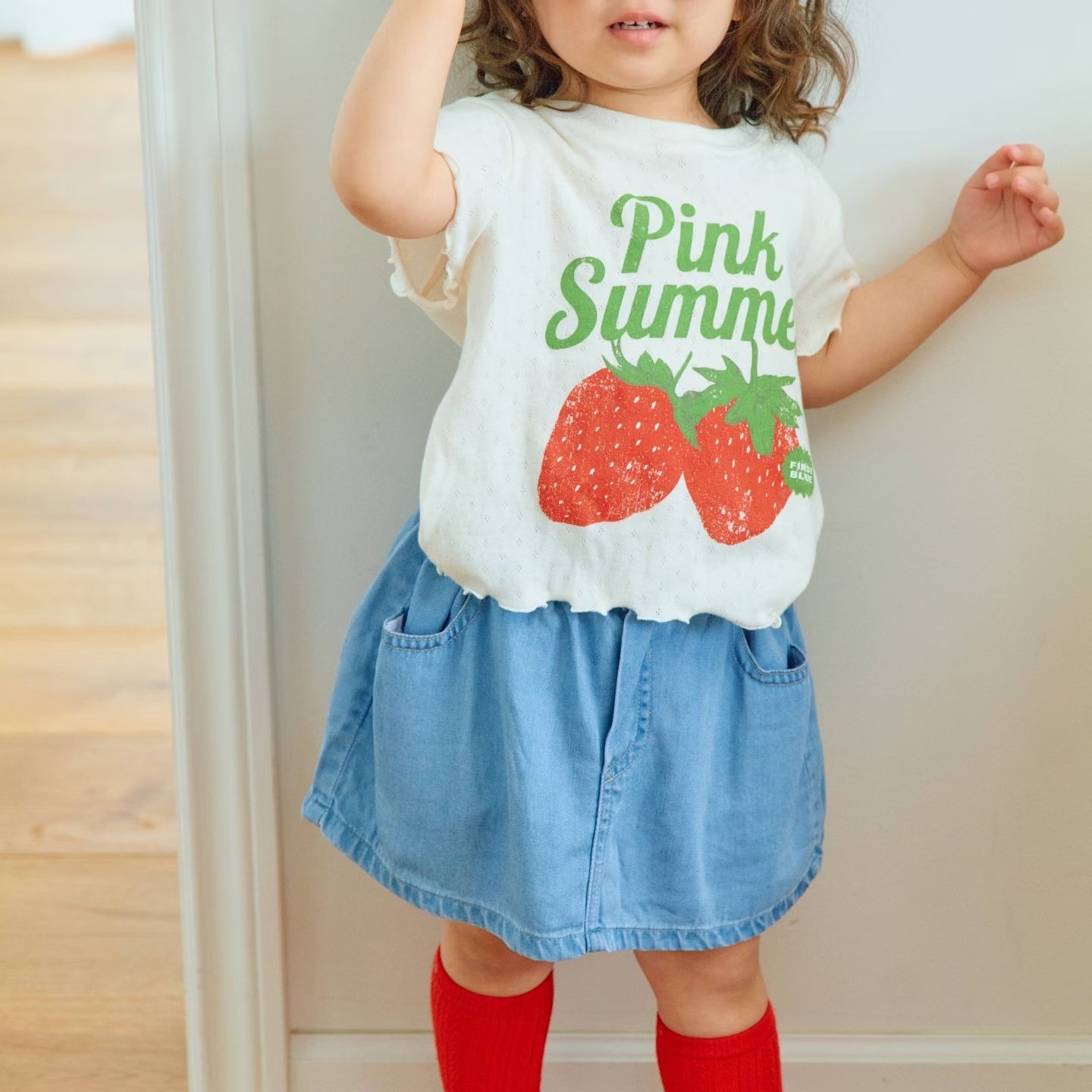 1st.Blue Strawberry Ruffle Tee