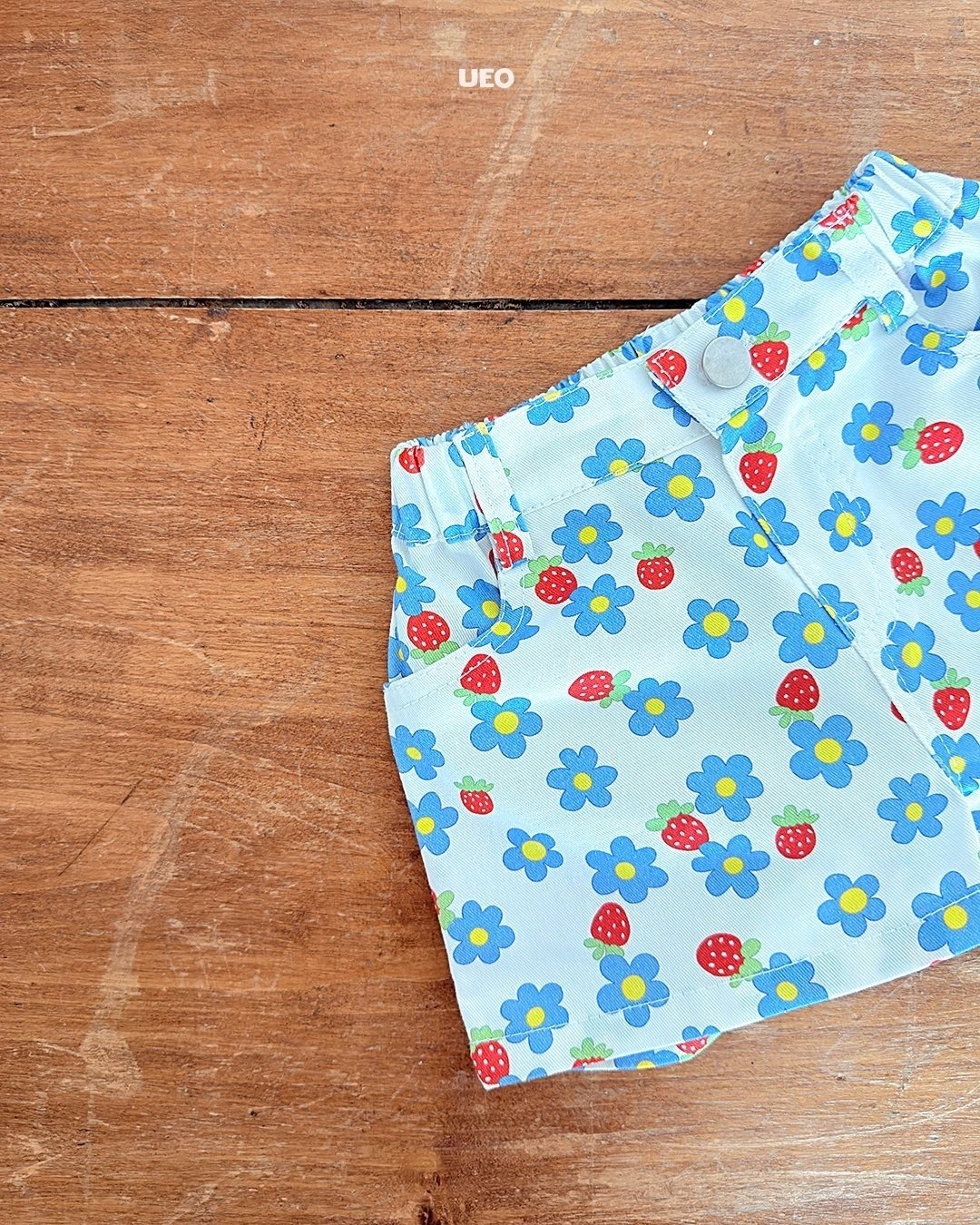 Ueo Strawberry Pants