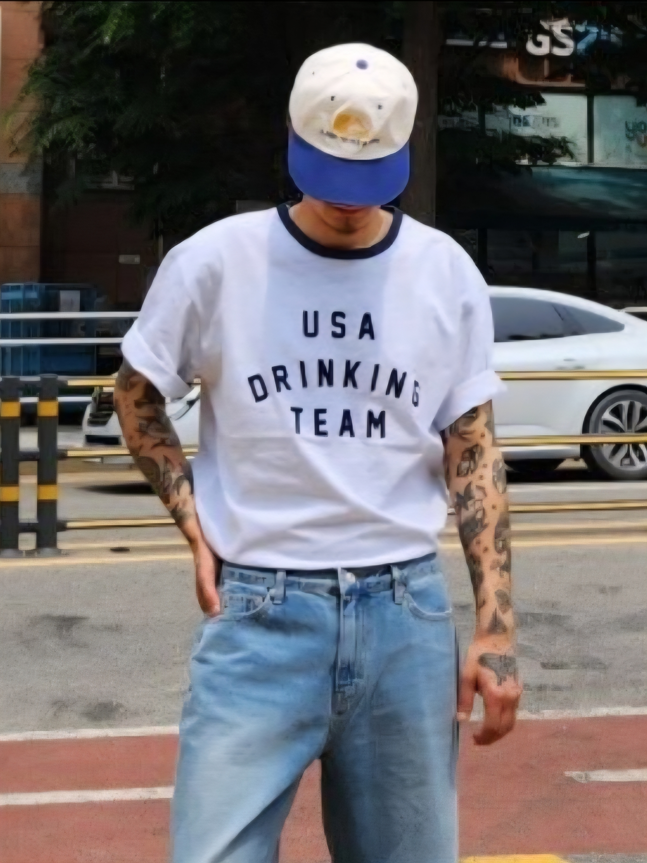 Embroidered short-sleeved T-shirt