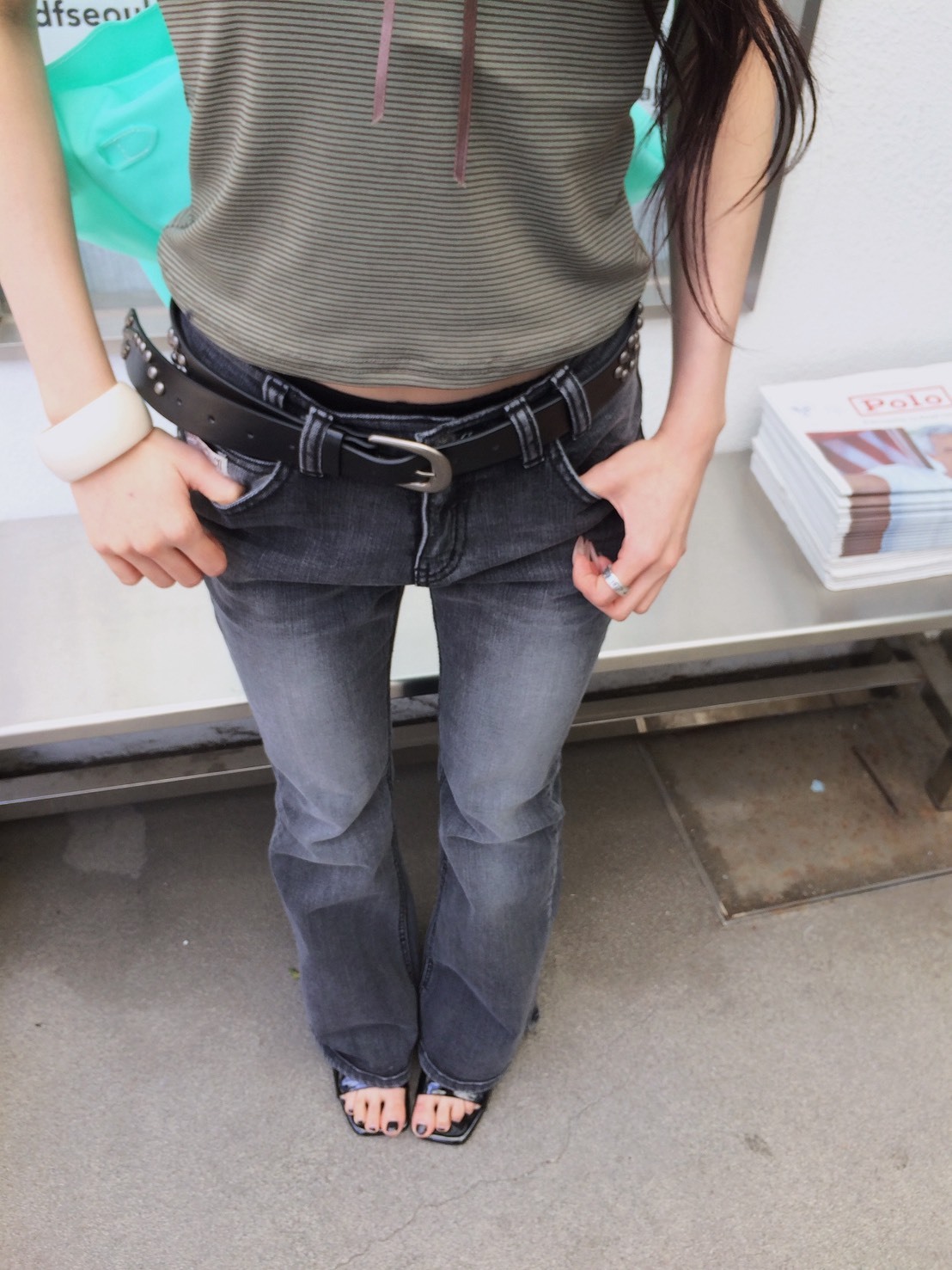 A11 Ash Grey 復古微喇叭牛仔褲
