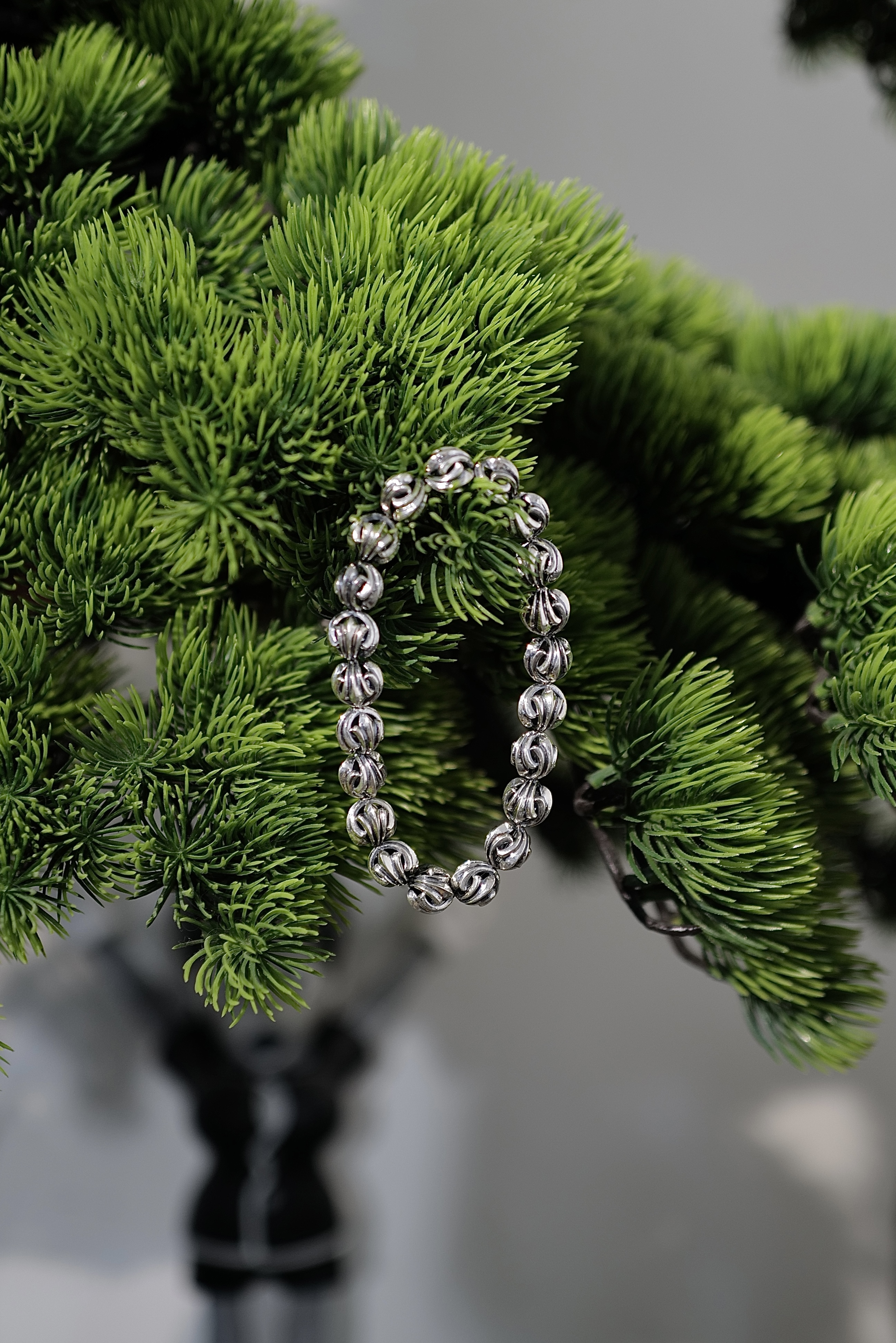 Mating Flight : Chrome Bead 10mm Bracelet