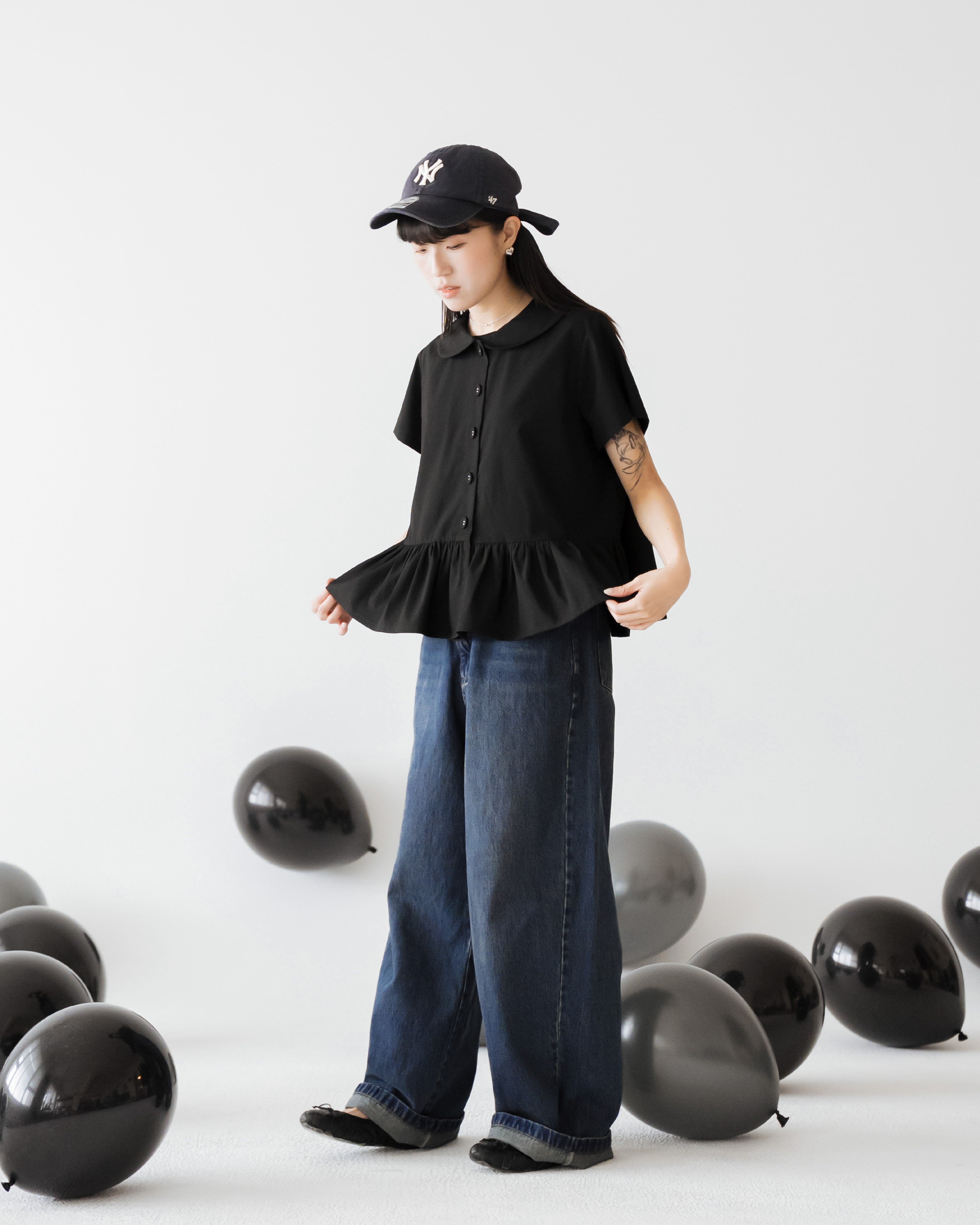 【 Kiki.co made 】Suiting Short Sleeve Doll Collar Blouse - Black