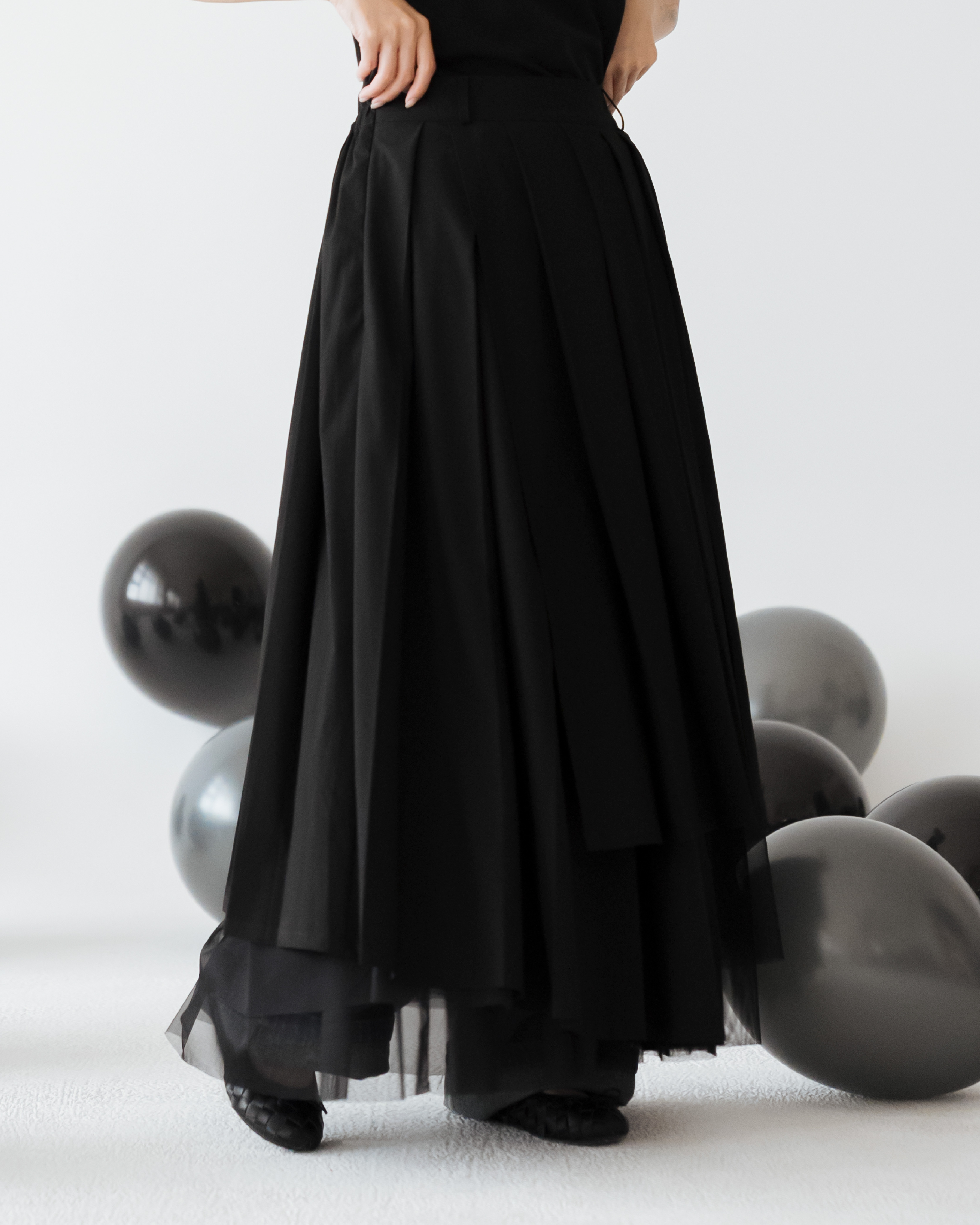 【 Kiki.co made 】Tiered Mesh Pleated  Skirt - Black