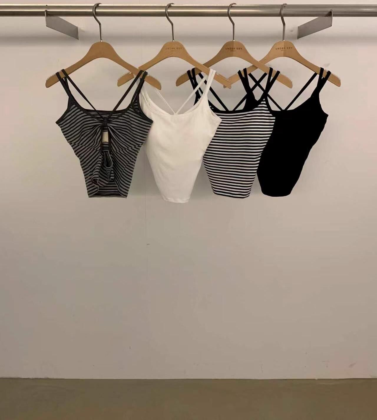 UK6308 蝴蝶露背吊帶Bra Top