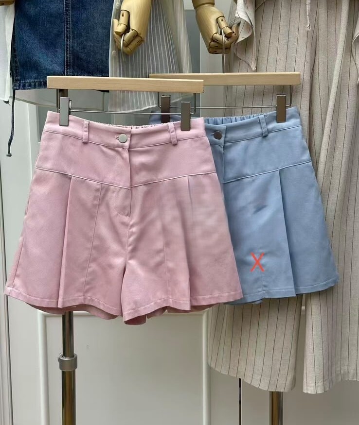 RE34   粉褲  後橡筋腰 腰25-31HIP50長14.5 $399 (一口價)