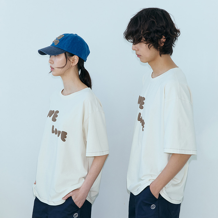 韓國 ooowl 外縫線泡泡文字踢 WE LOVE BOLD 米色