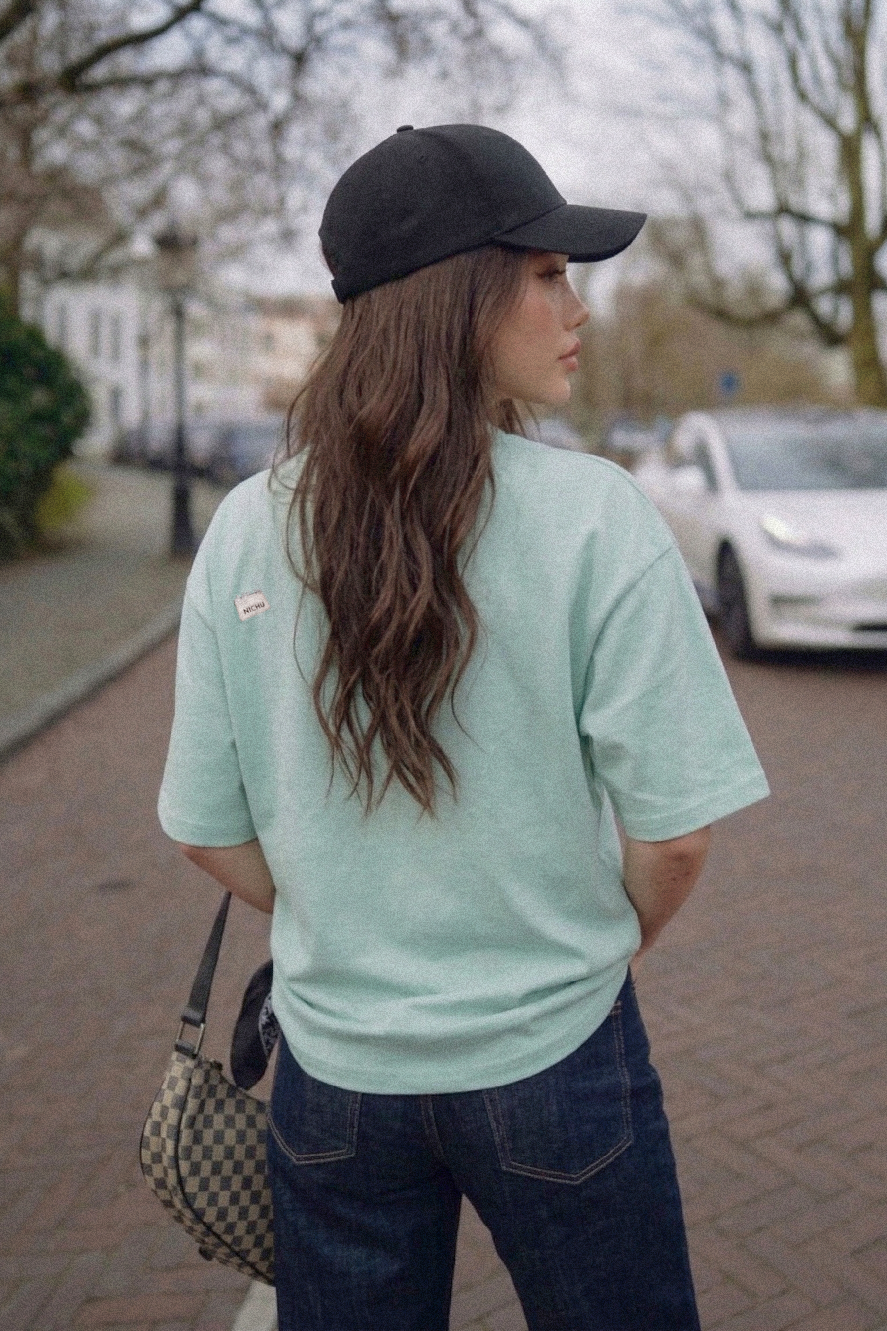 Layered Pleat Line Embroidered T-Shirt (U)