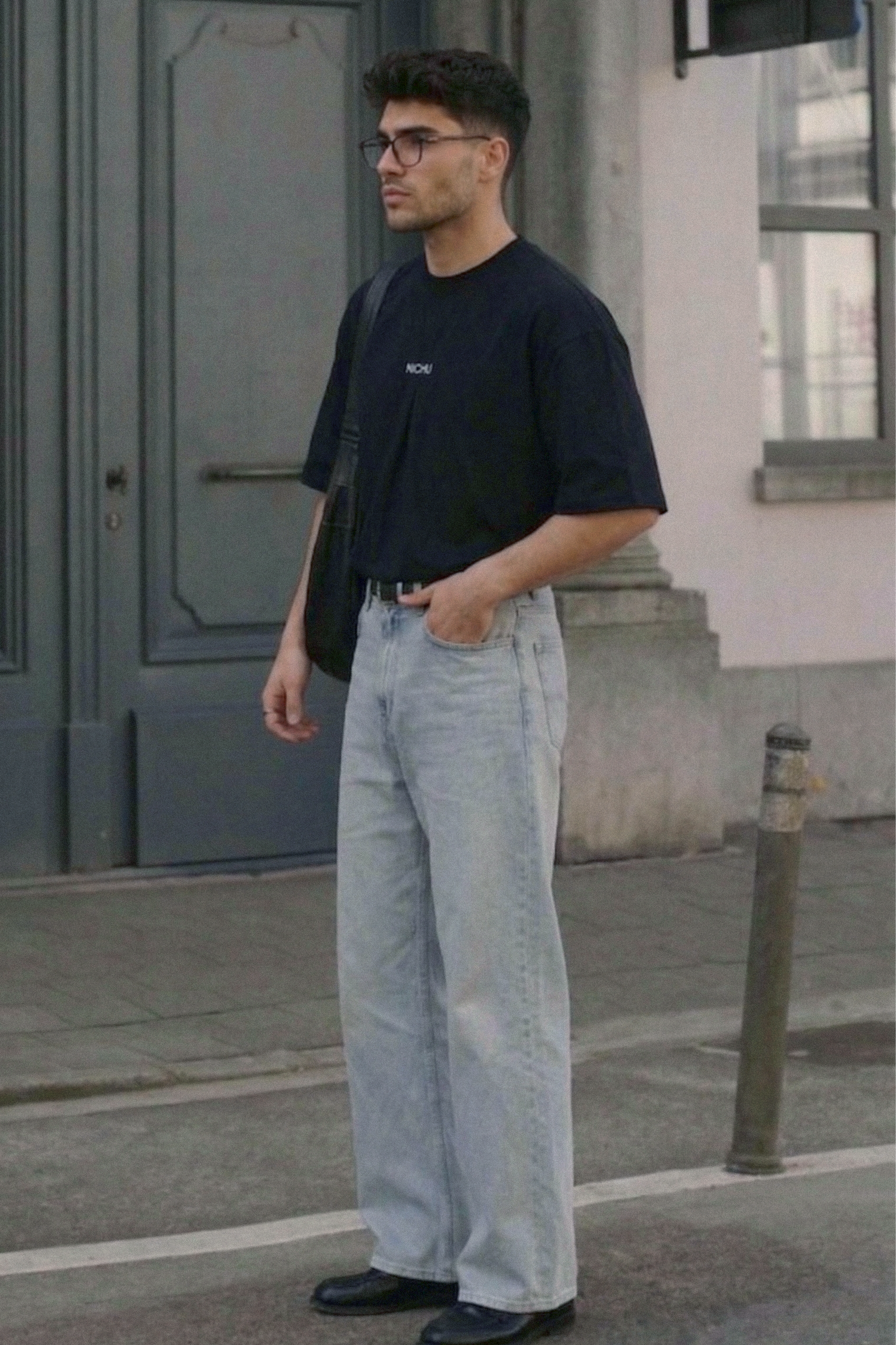 Layered Pleat Line Embroidered T-Shirt (U)