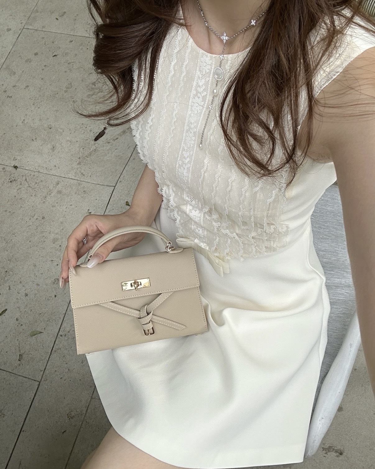 Charles & Keith Tricha 綁帶手提包 小CK 金屬扣 凱莉包 側背包 小包 / 預購