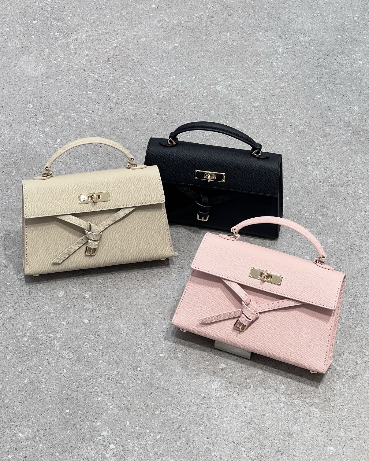 Charles & Keith Tricha 綁帶手提包 小CK 金屬扣 凱莉包 側背包 小包 / 預購