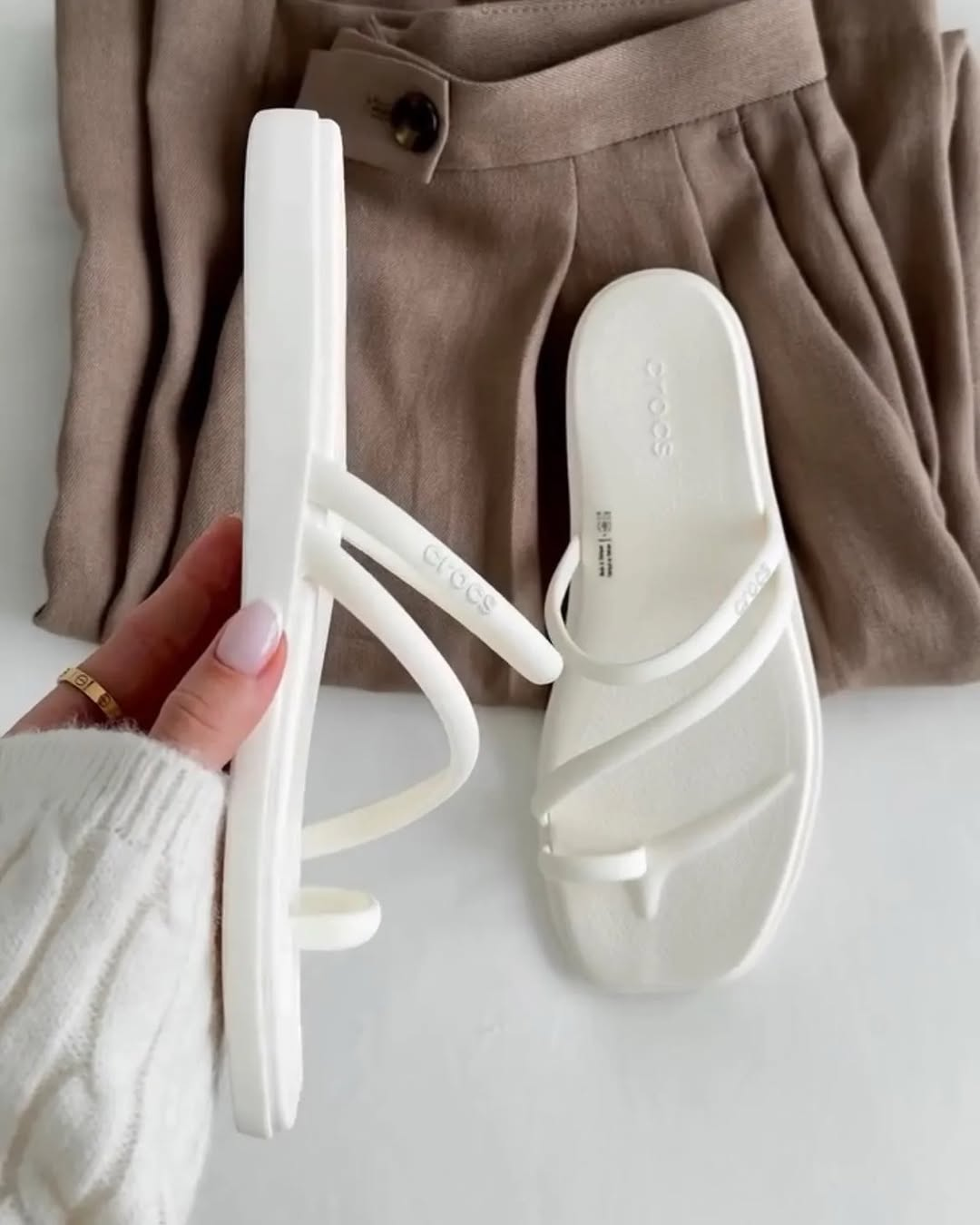 Crocs MIAMI SANDALS 趾環涼鞋 兩色 (Threads人氣爆紅拖鞋)