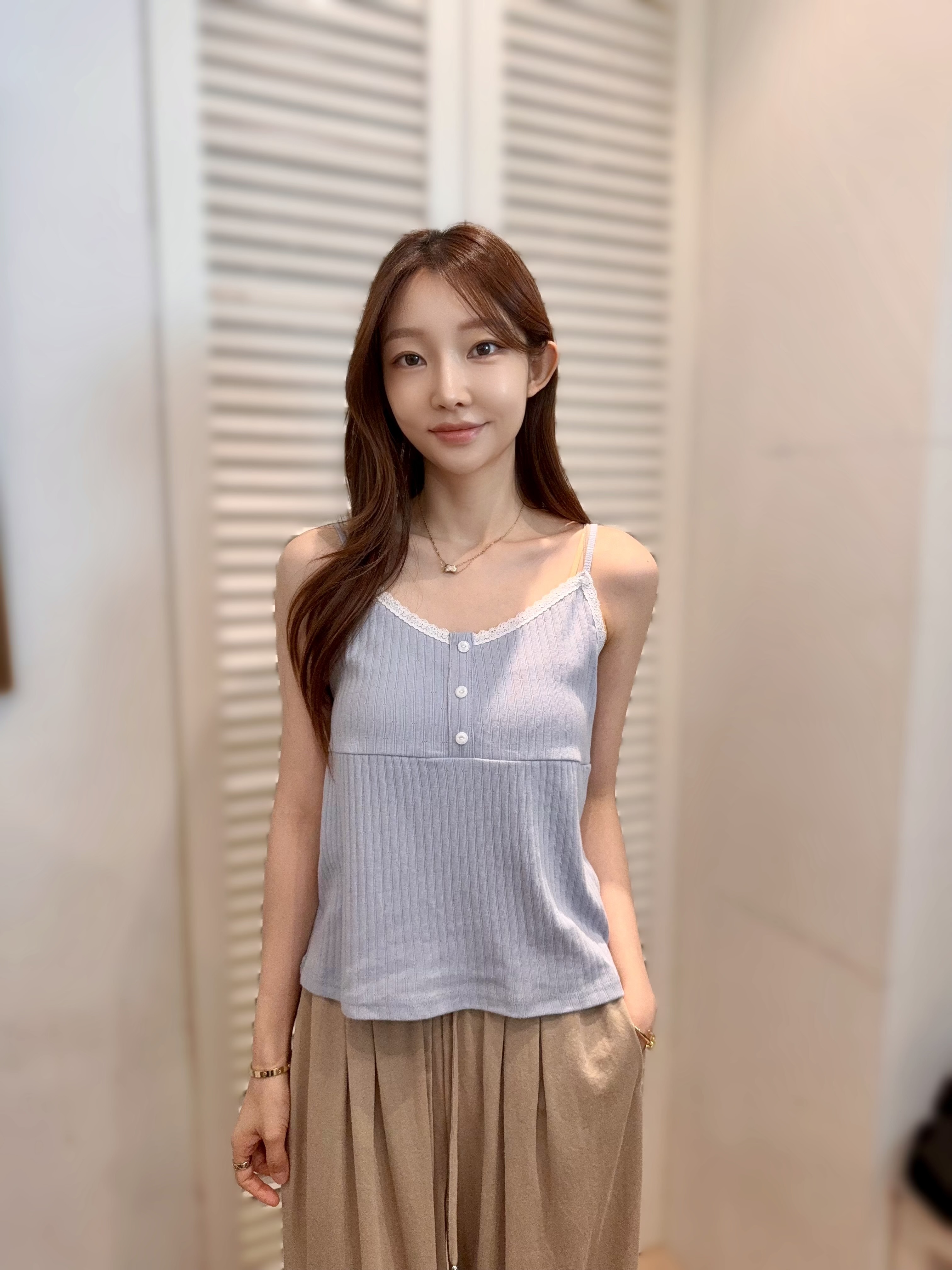 F08 胸35 -50 長21 $379 (一口價)