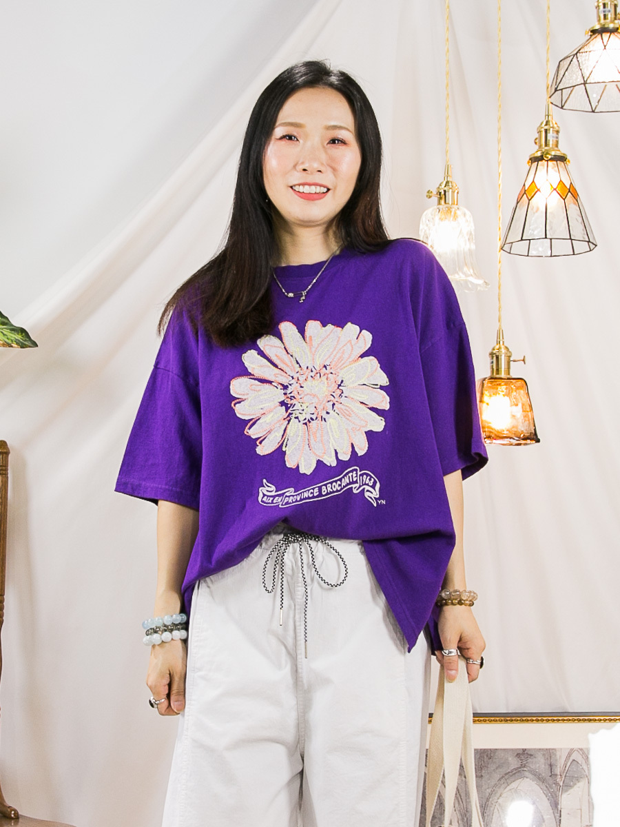 【19/6-21/6 限時優惠】花花刺繡 英文字PRINT．COTTON料TOP【感謝祭滿$580送禮物，無上限】