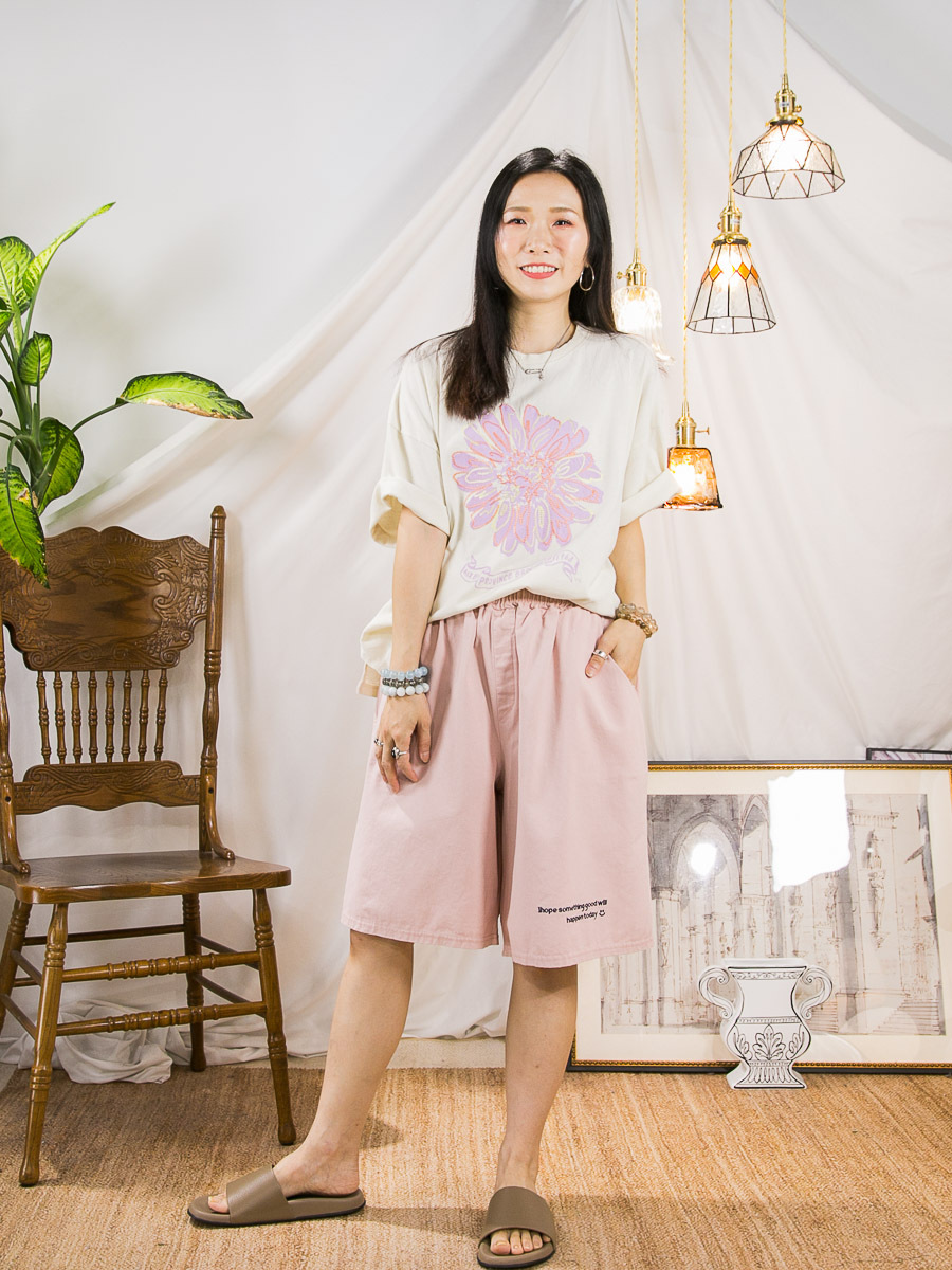 【19/6-21/6 限時優惠】花花刺繡 英文字PRINT．COTTON料TOP【感謝祭滿$580送禮物，無上限】