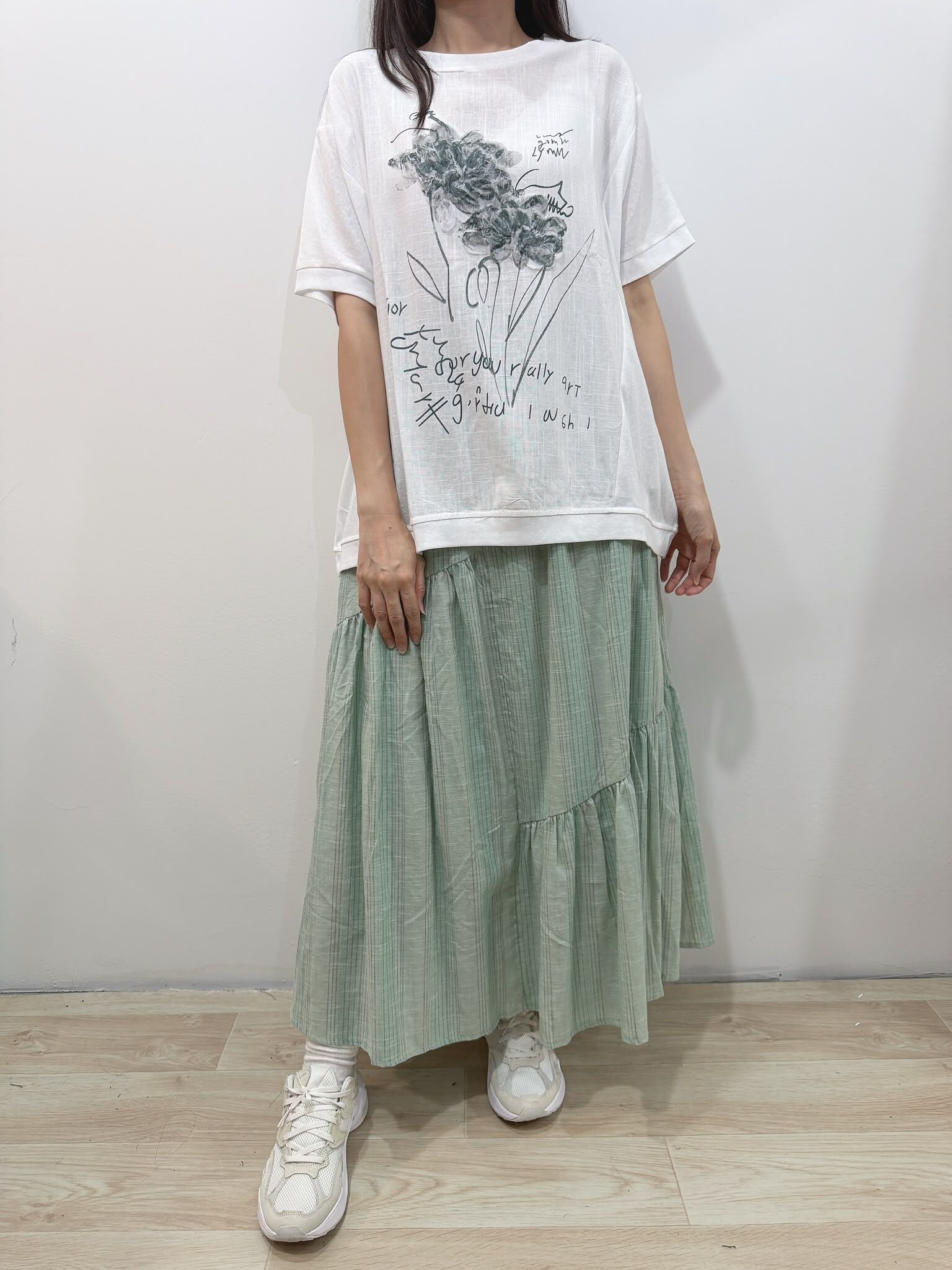 LE 立體花瓣top