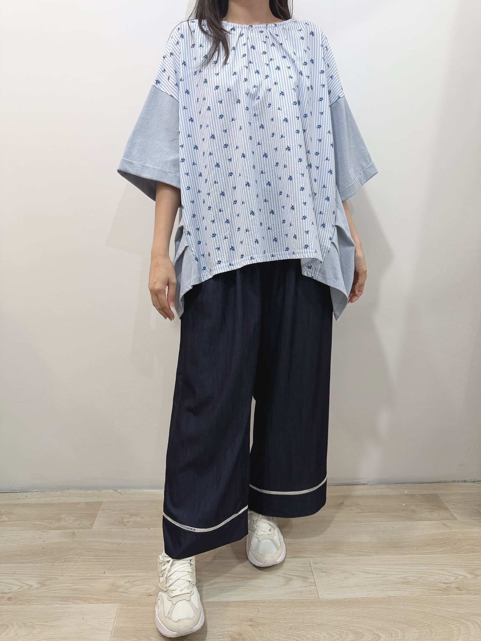 LN 條紋 小花圖案TOP