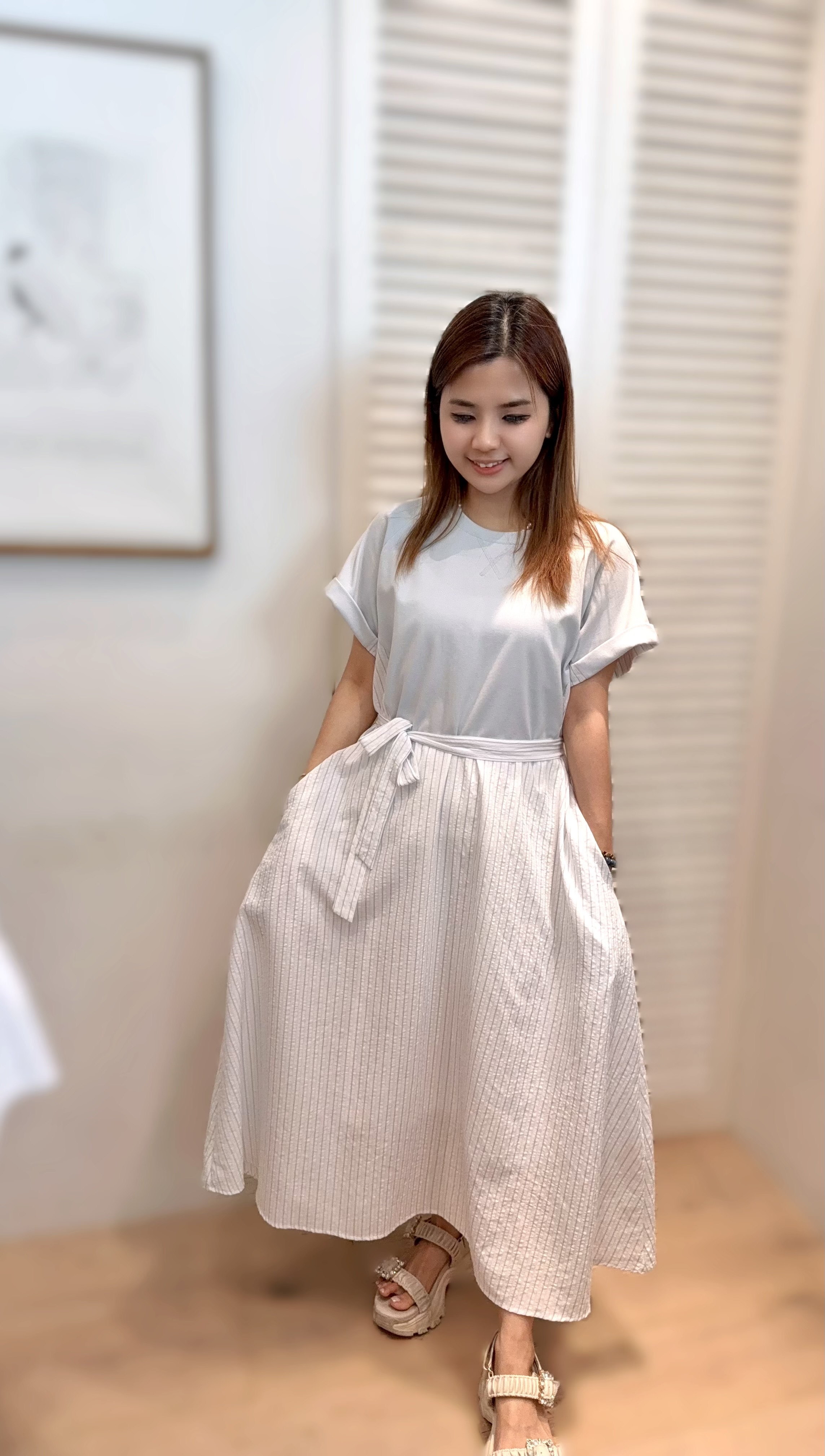 F21 胸44 腰43 HIP56長45.5 $549 (一口價)