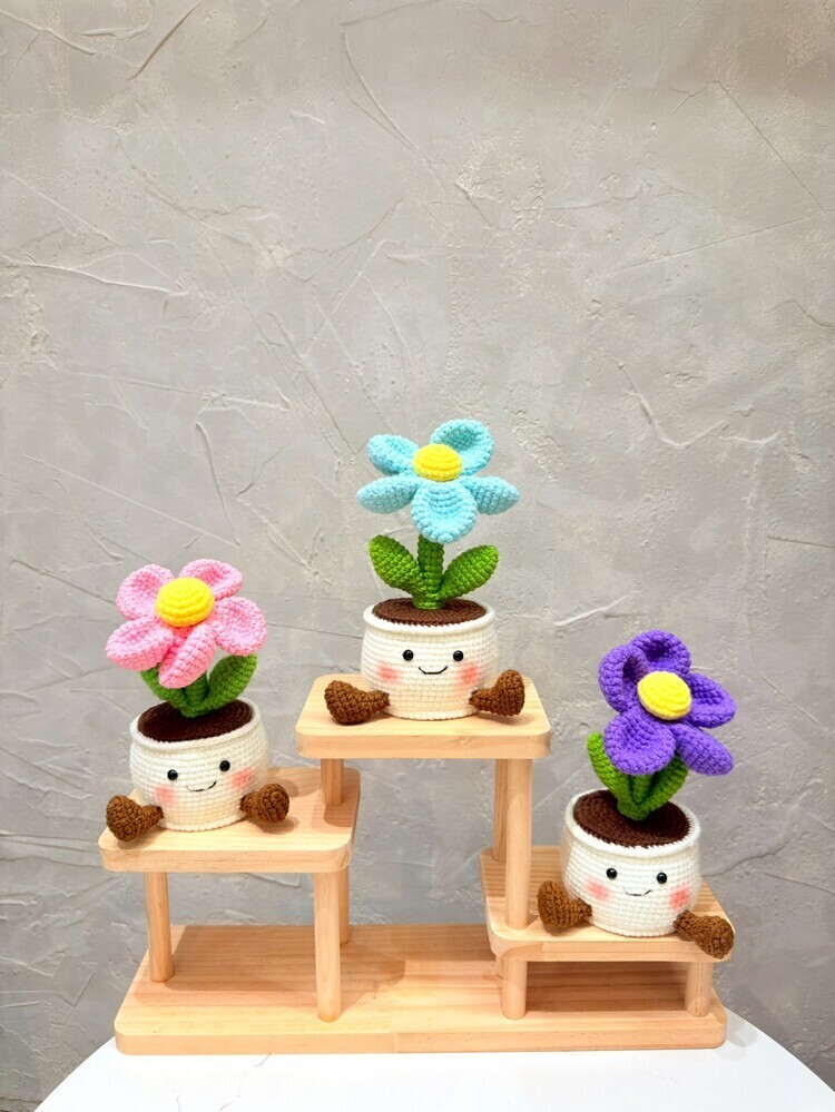 腮紅微笑表情花朵盆栽『約16cm』