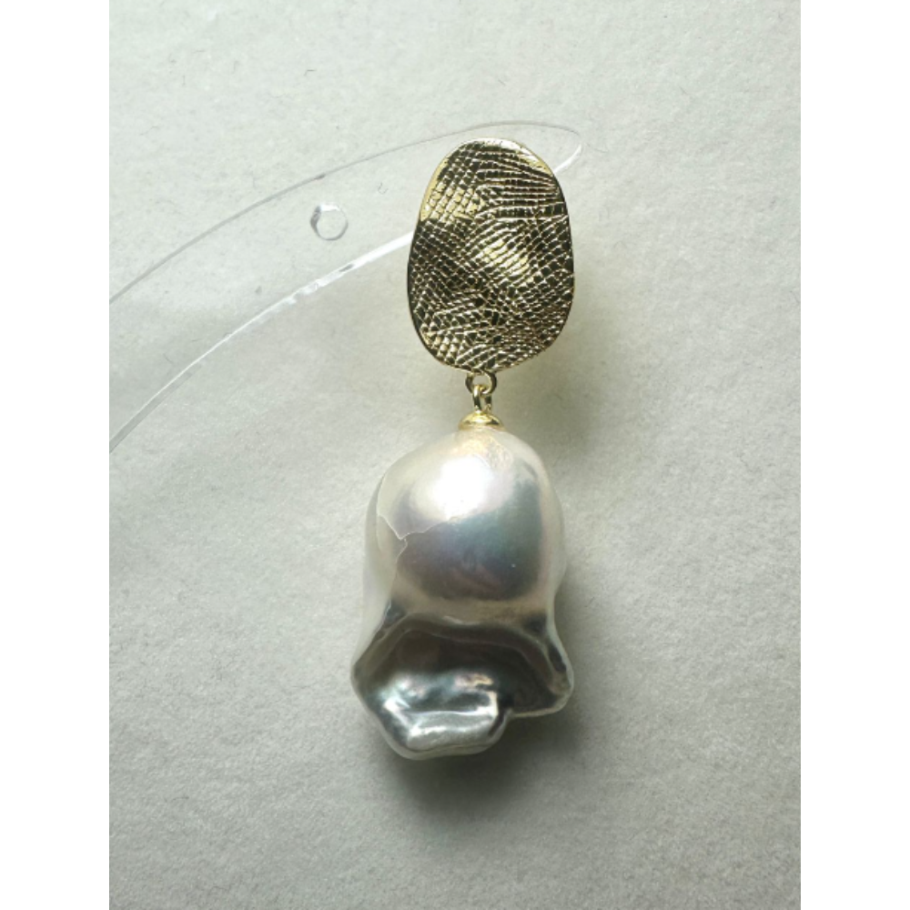 HKAG0619-131 巴洛克耳環 (單隻)銅配鍍金13-22MM  (白彩光)*每一個巴洛克都是獨一無二, 因此每件貨品形狀都稍有不同(A31)