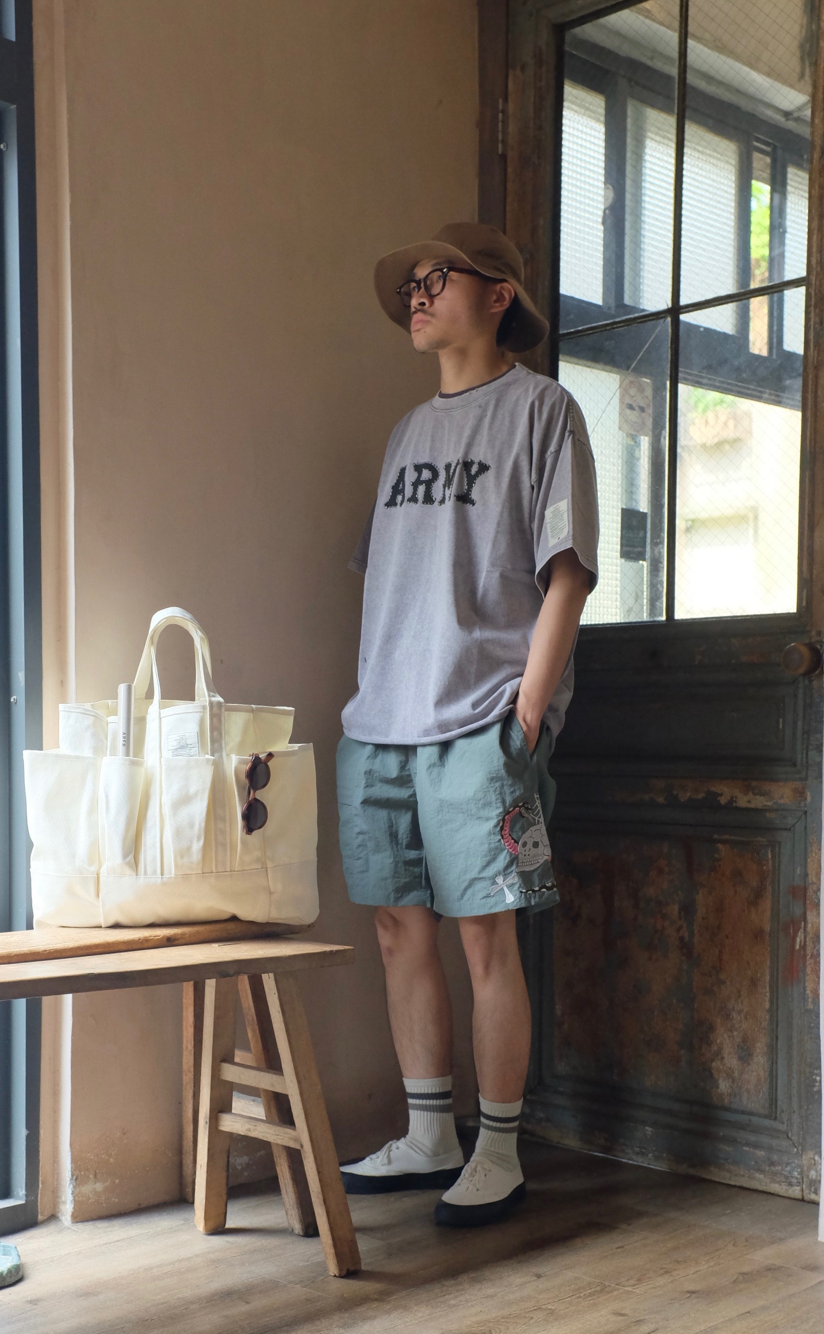 Club Stubborn Ultra Souvenir Shorts / Snake grey