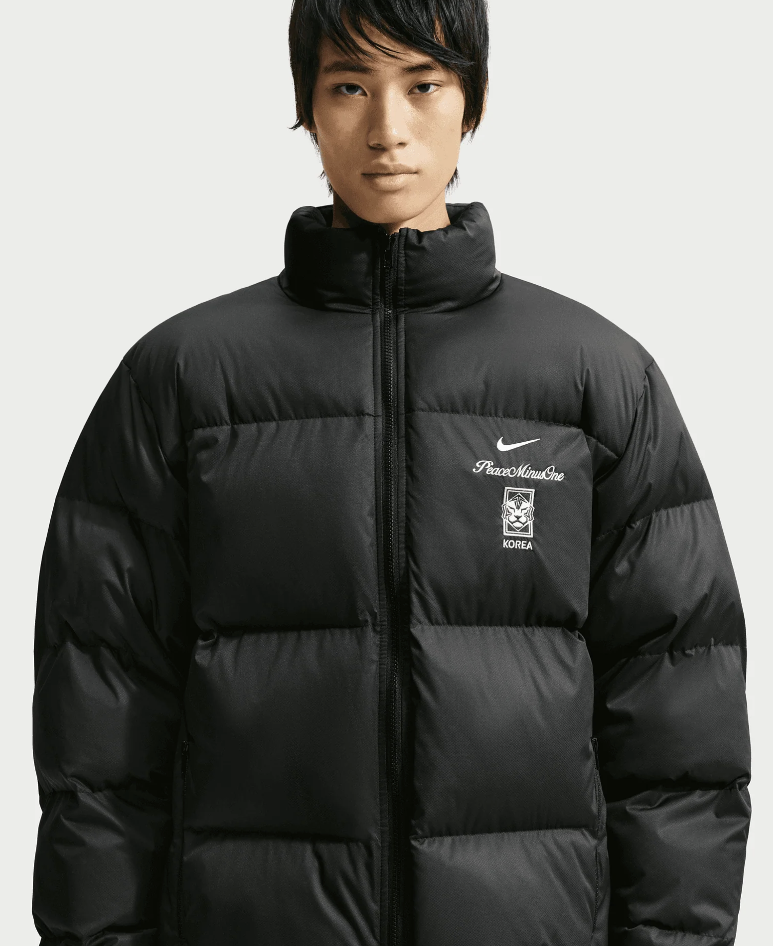 PEACEMINUSONE x Nike Team Korea Puffer Jacket | IM3224-