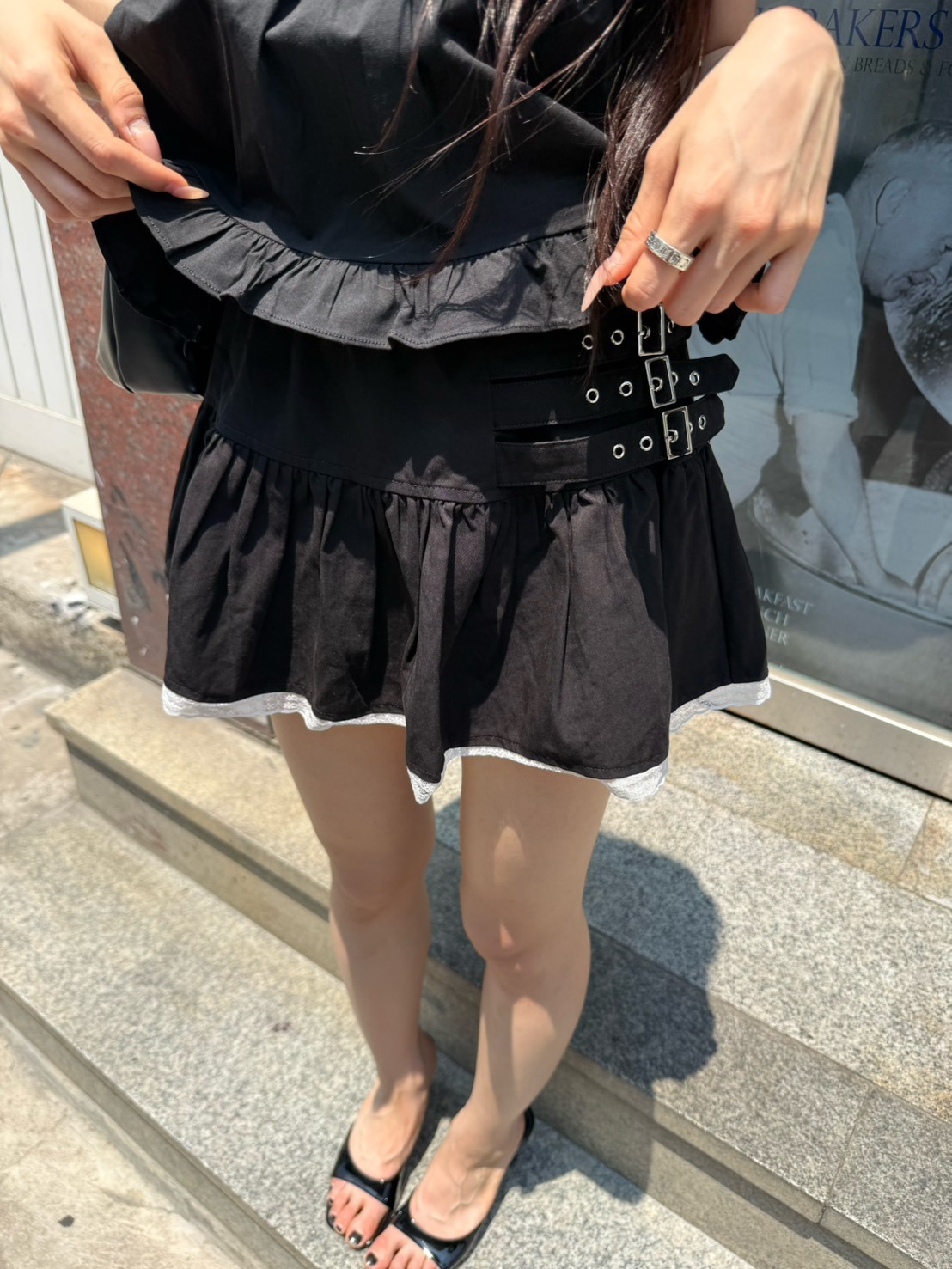 現貨! 9.amez project Noir Ruffle Mini Skirt 設計蕾絲拼接裙 (black)