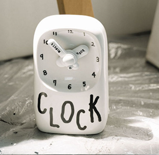 韓國 INAPSQUARE x Bmix Studio 極簡塗鴉陶瓷高桌鐘 CLOCK 白指針 白