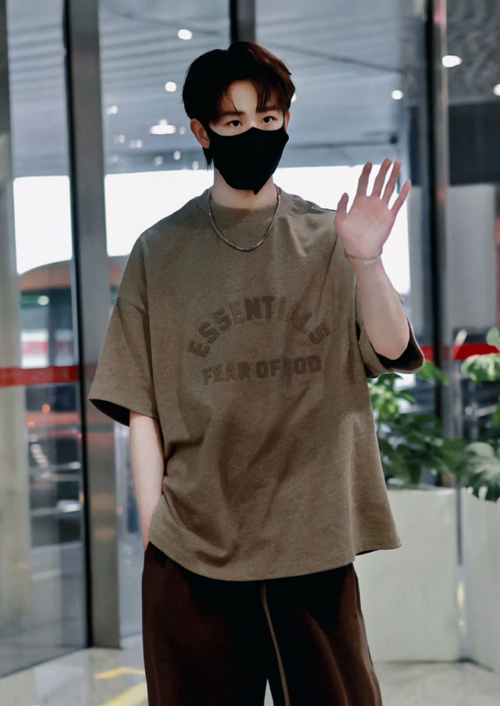 【預購】FEAR OF GOD ESSENTIALS H061906  男裝寬鬆棉質短袖T恤
