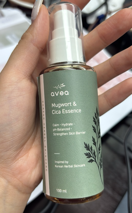LE260619-E25 AVEA 艾草與積雪草精華 Mugwort & Cica Essence (100ml) EXP:Jun. 2nd, 2029（買一送一，共兩件）