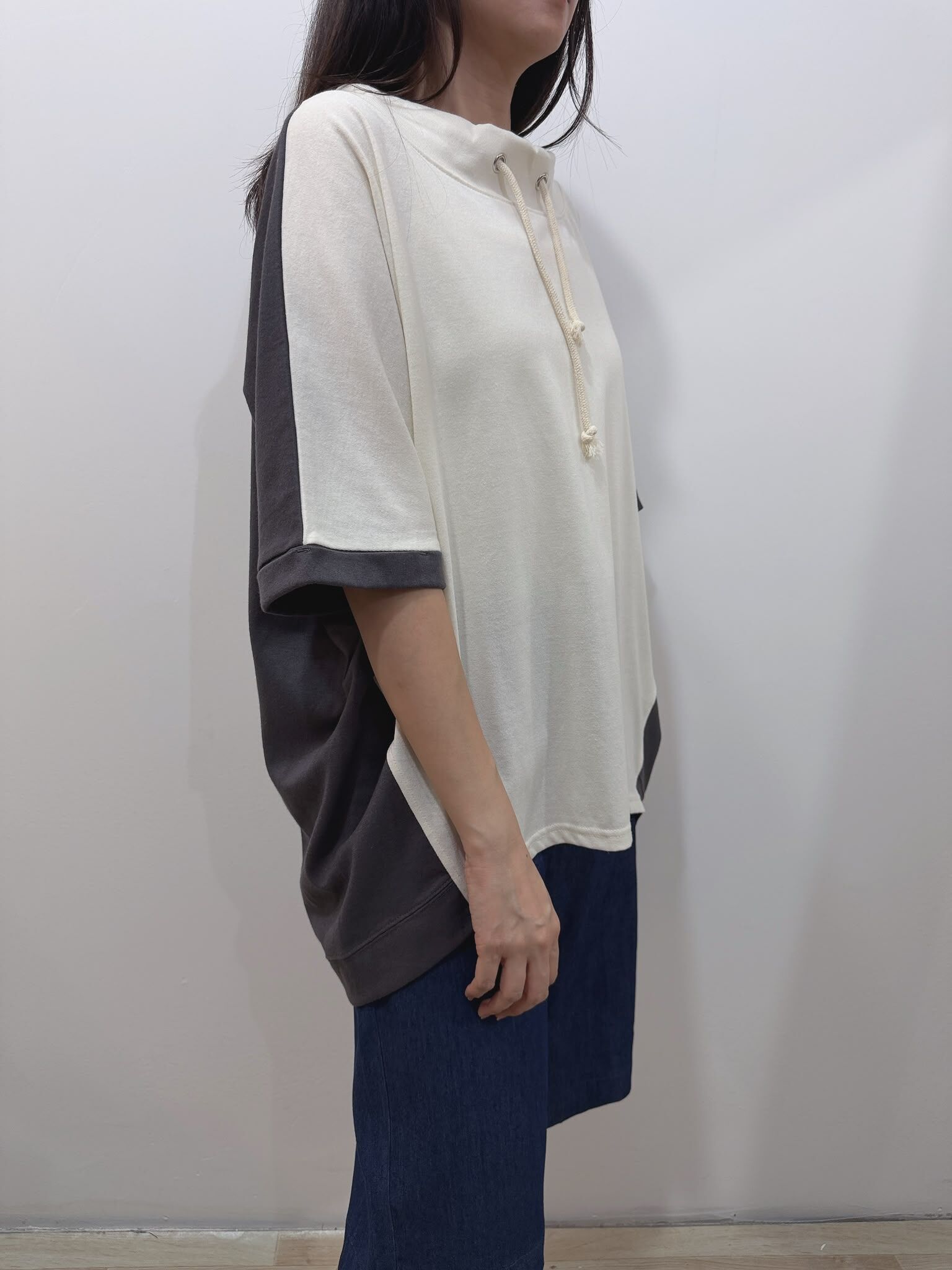 ODO 寬領拼布TOP