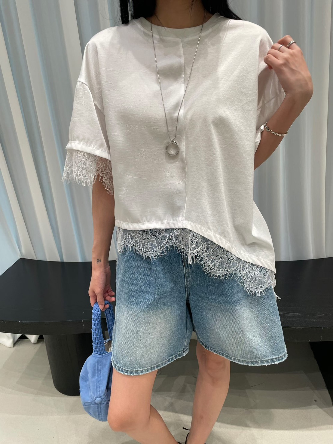 短袖斜擺蕾絲T