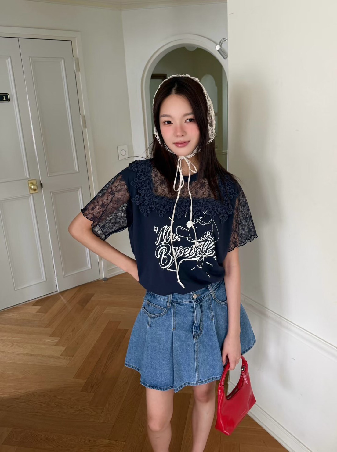 蕾絲袖領咬刀短袖T