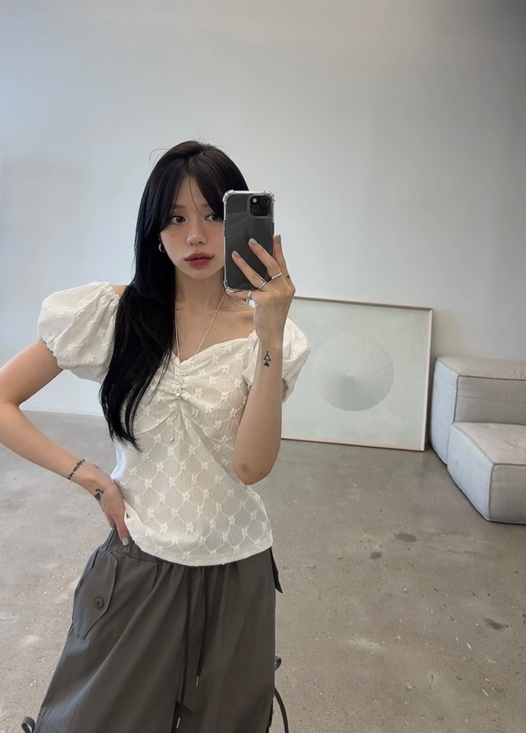 心領鬆緊公主袖襯衫